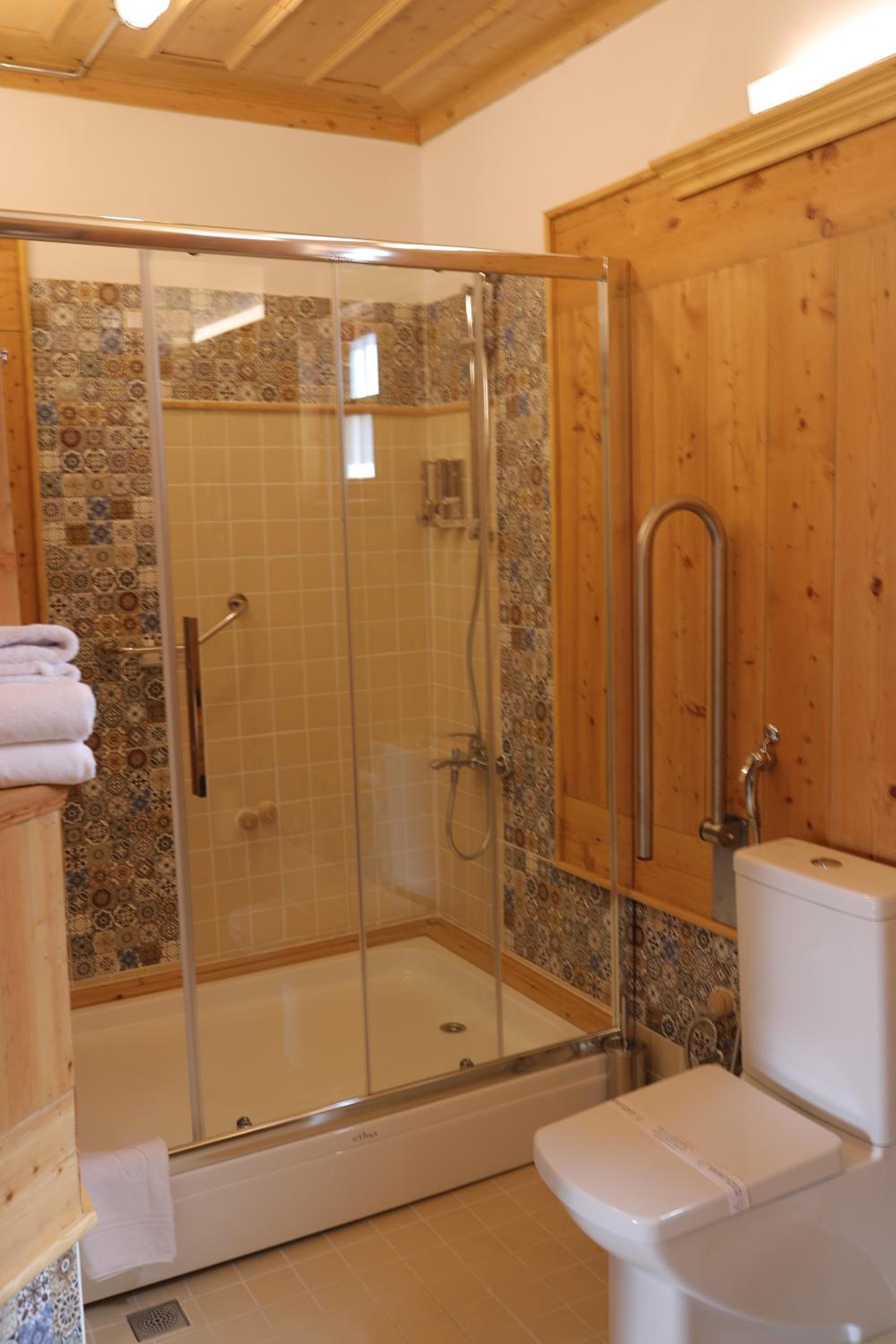 Double Room - Photo 7