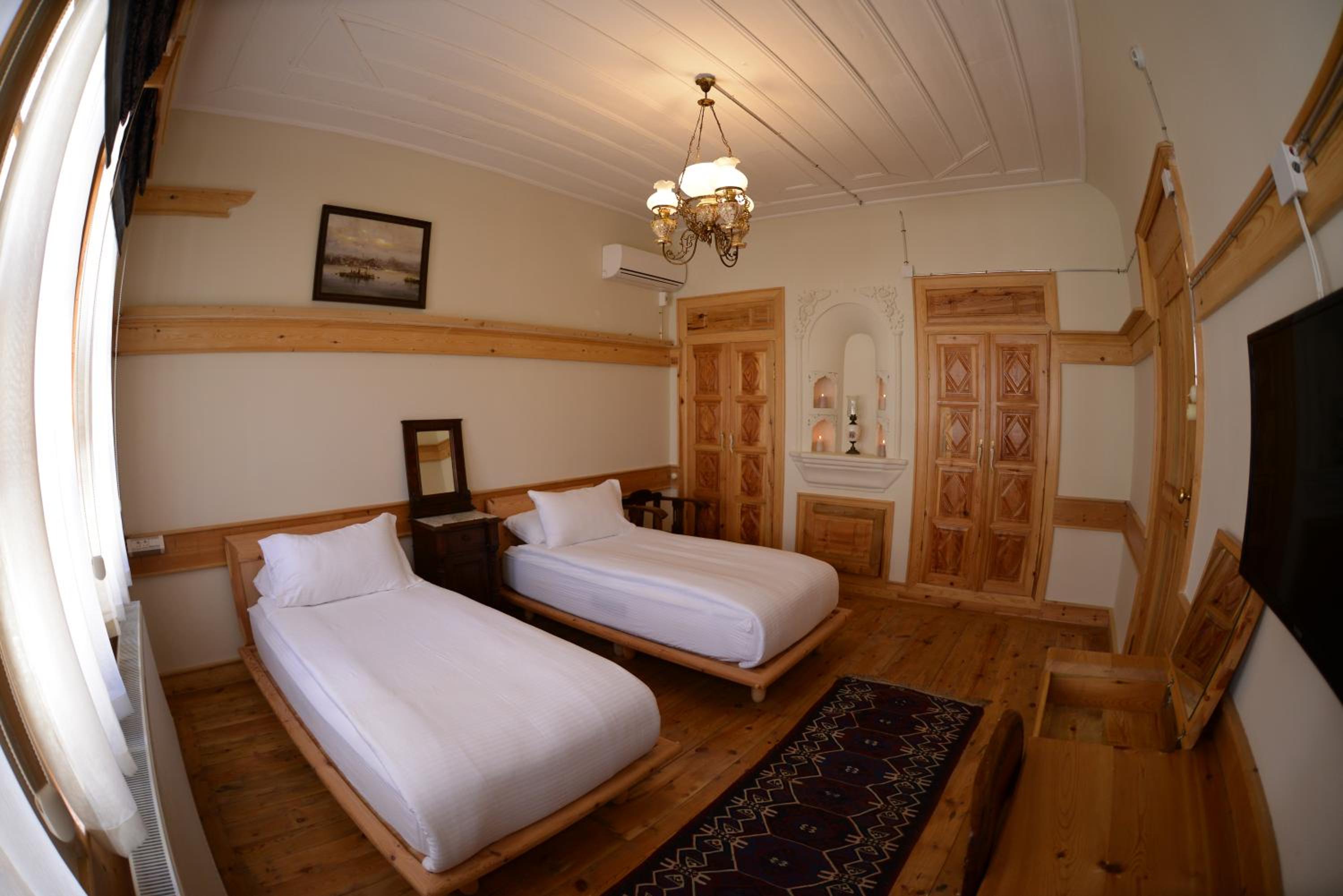 Double or Twin Room - Photo 1