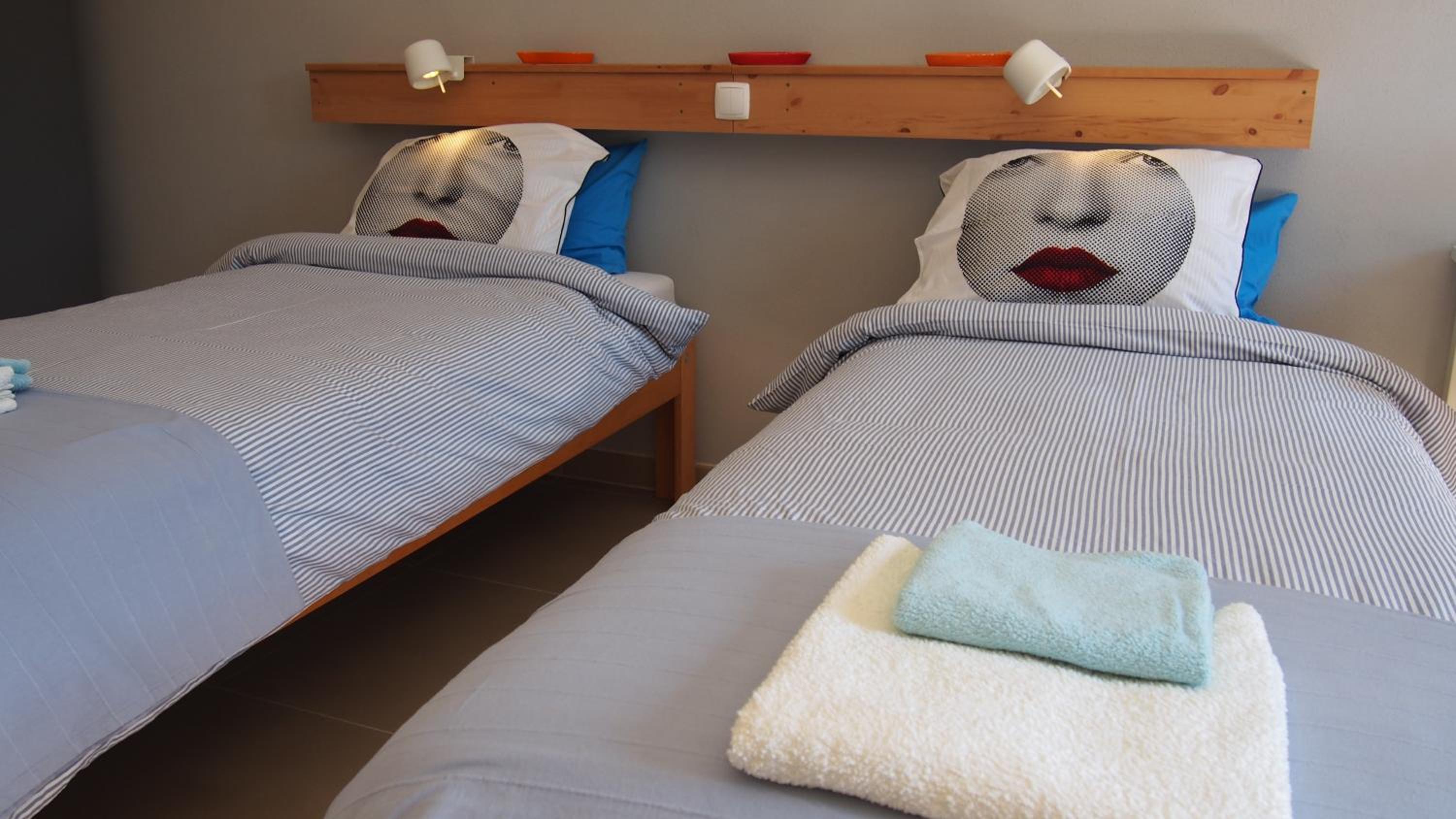 Deluxe Double Room with Shower photo 2