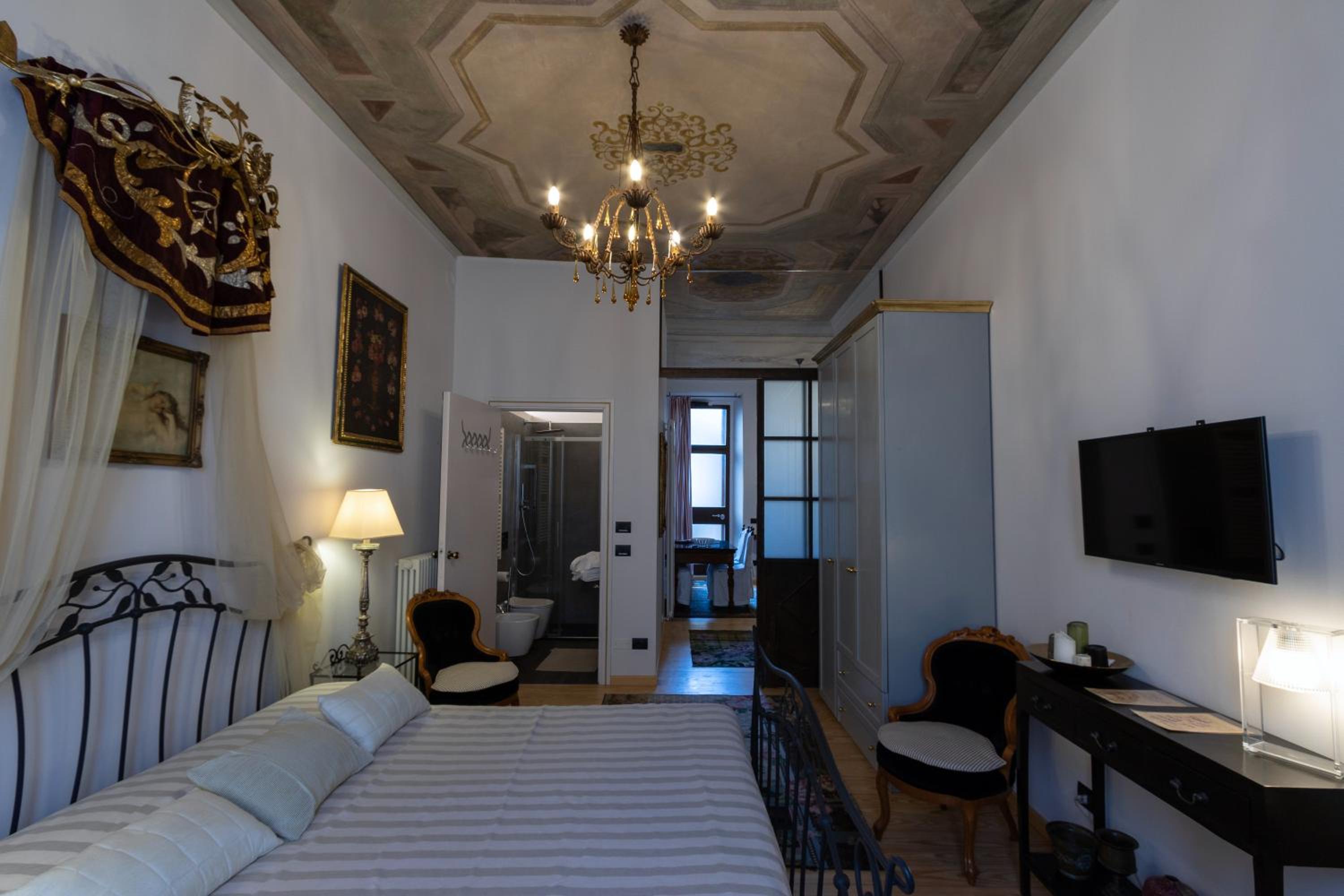Superior One-Bedroom Apartment - Via Abramo Massalongo 5 - Photo 16