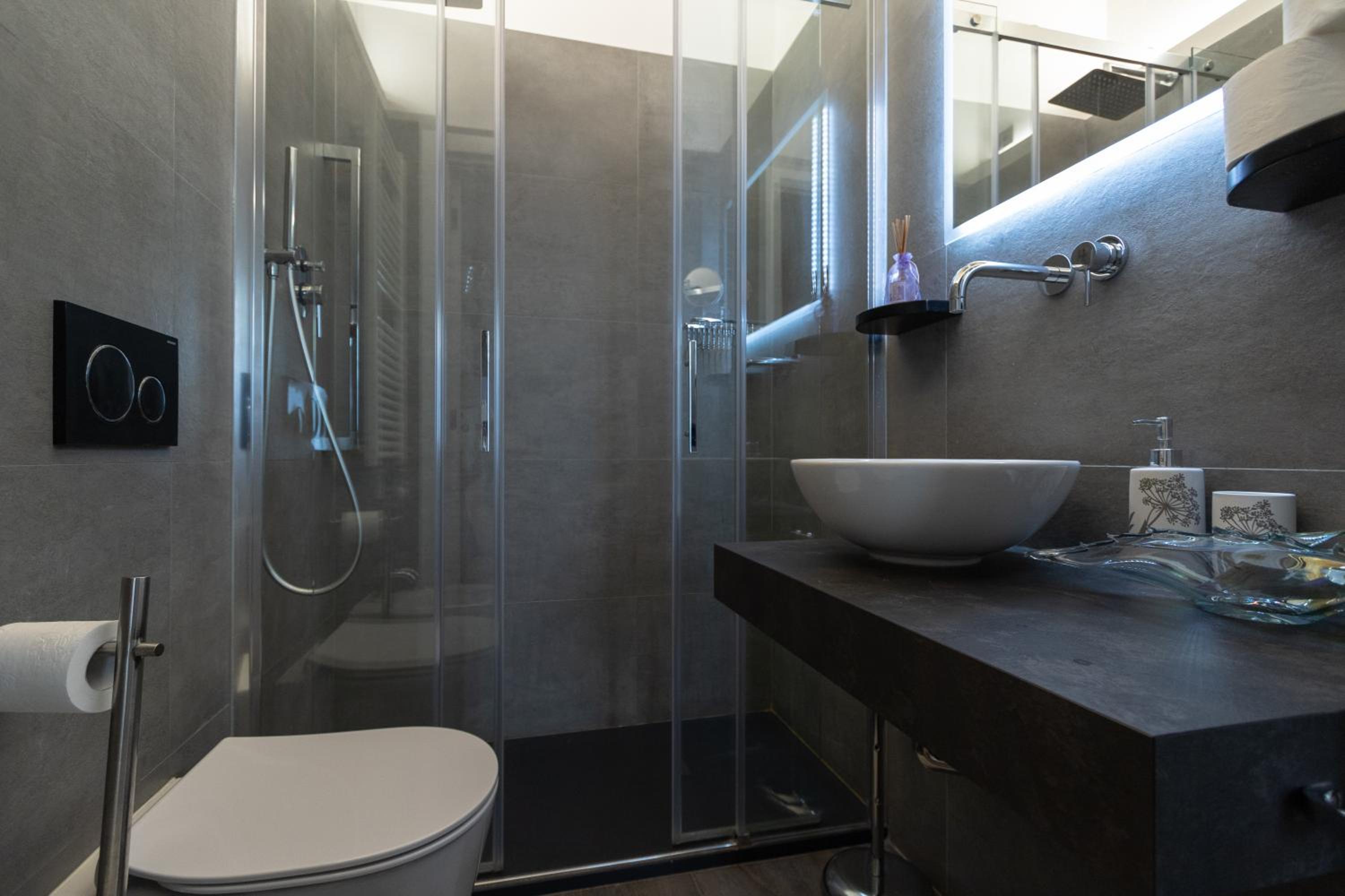 Superior One-Bedroom Apartment - Via Abramo Massalongo 5 - Photo 24