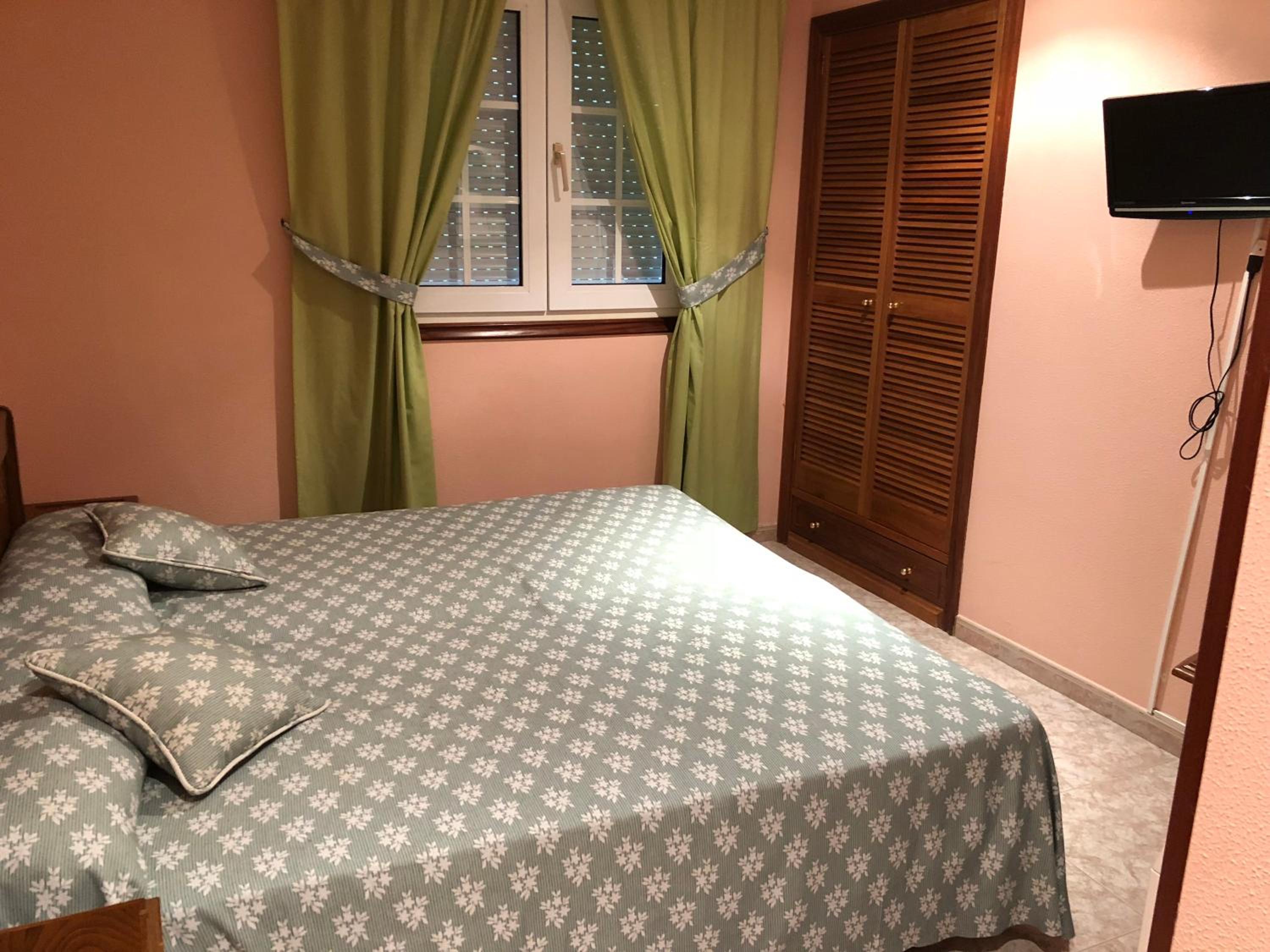Deluxe Double or Twin Room with River View photo 2