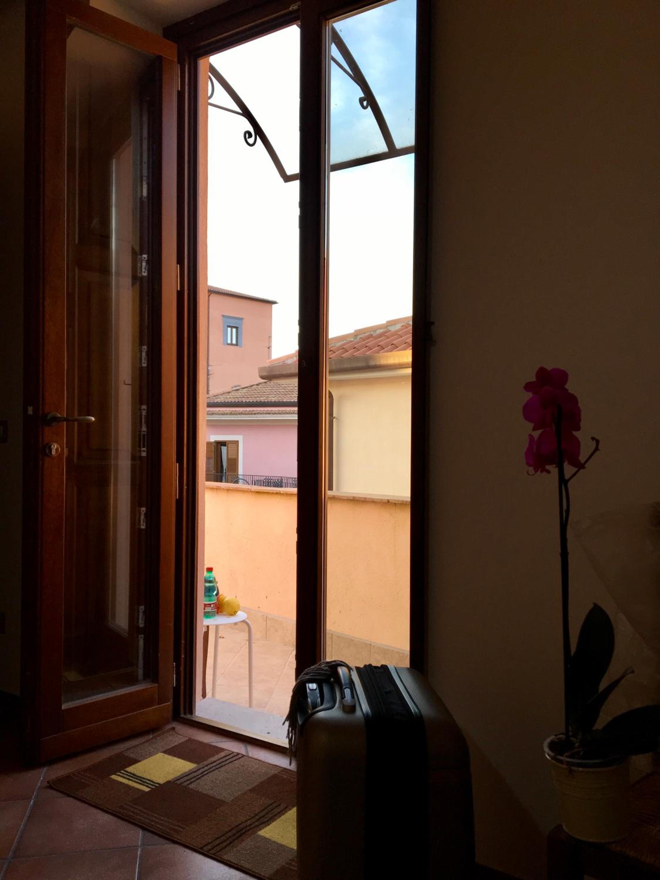 Triple Room with Private Bathroom - Photo 23