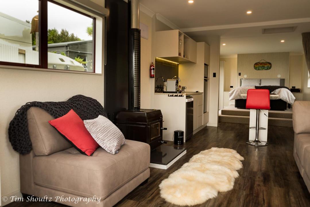 One-Bedroom House - Photo 4