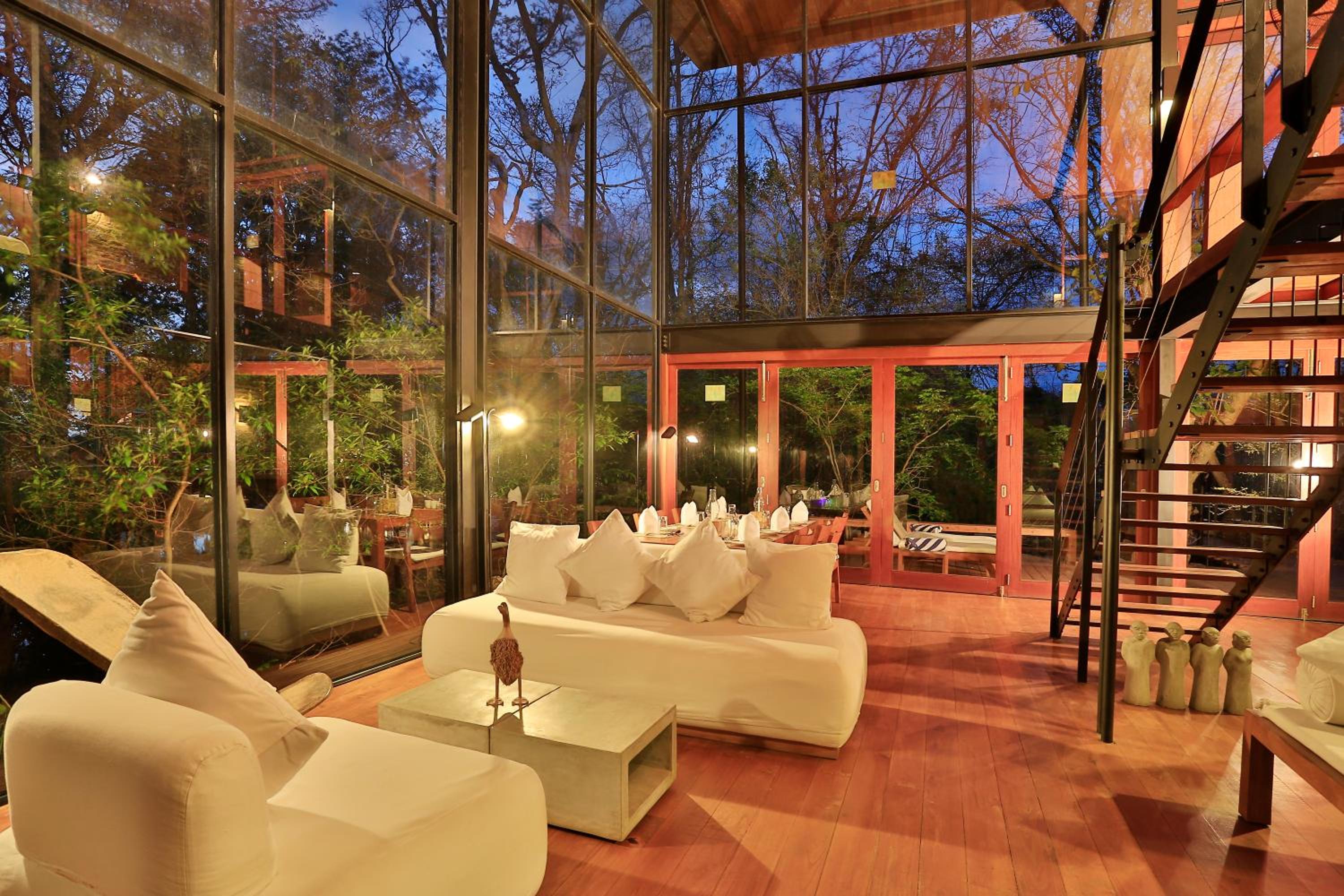 Lower Bakmee - Premier Suite with Plunge Pool (10% off on food)