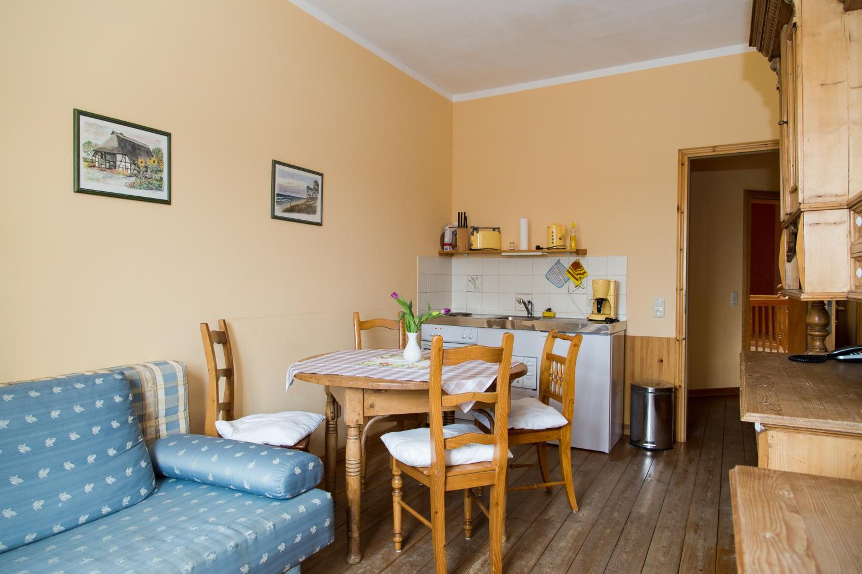 Apartment - Split Level photo 3