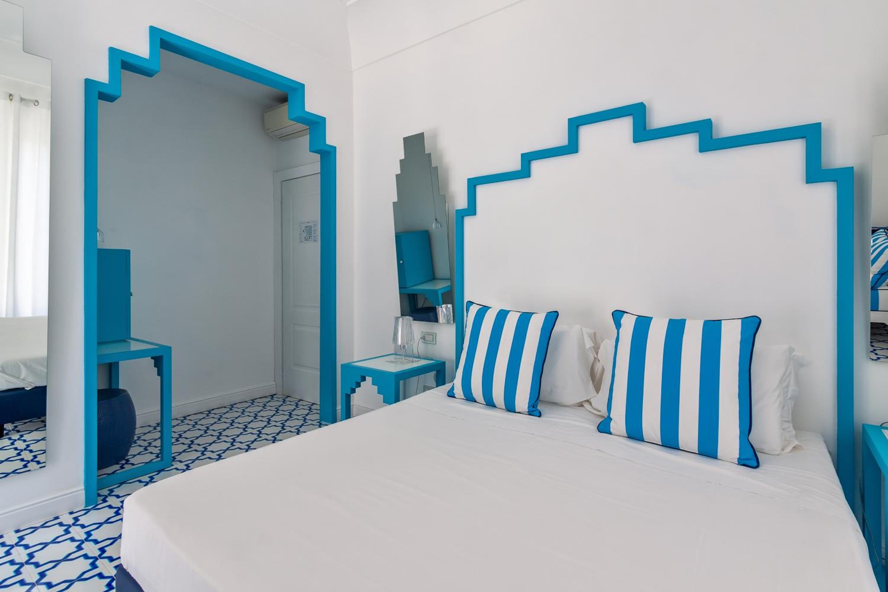 Superior Double Room - Photo 3