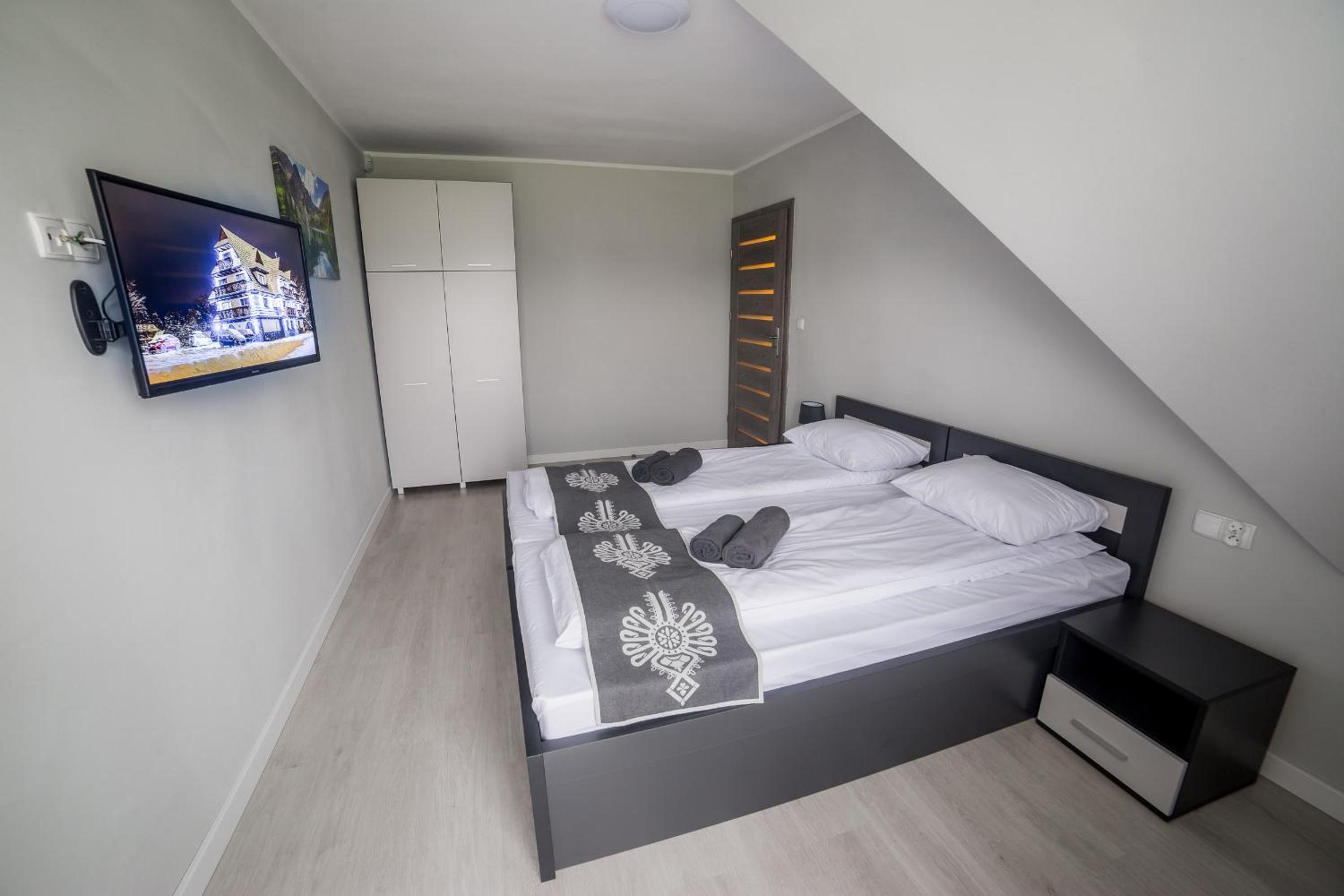 Studio Apartment photo 1