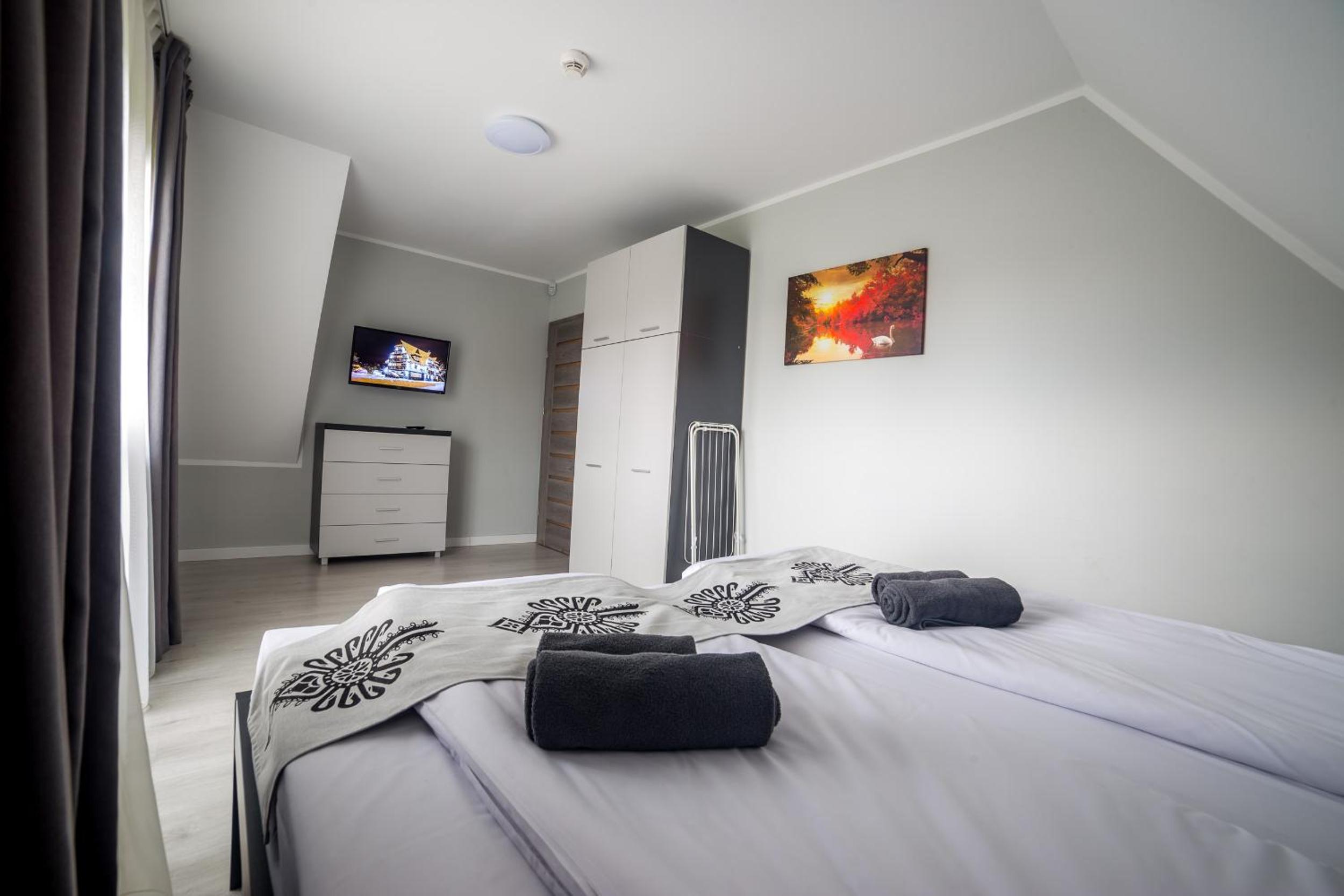 Studio Apartment photo 1
