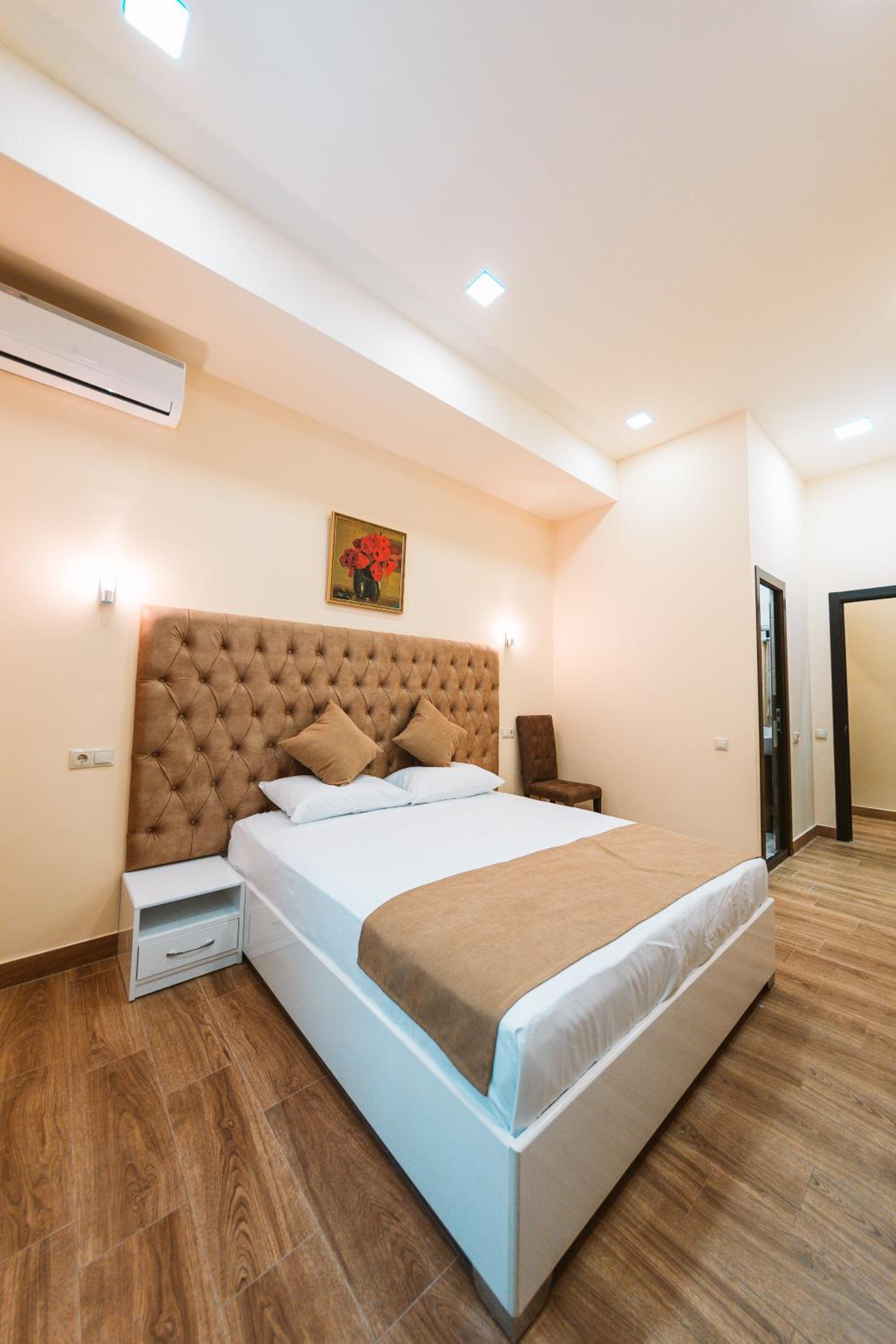 Standard Double Room photo 1
