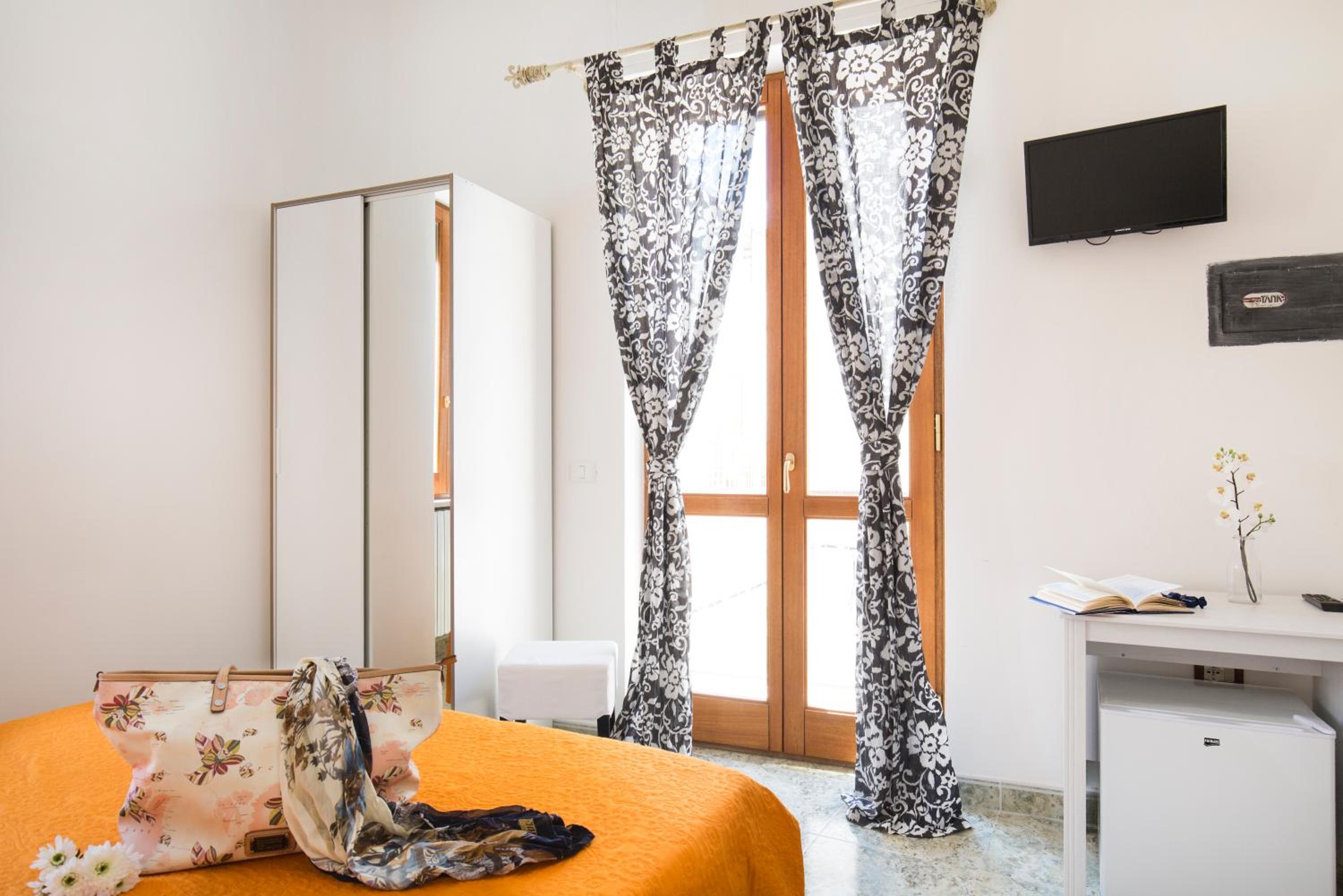 Double Room with Balcony photo 3