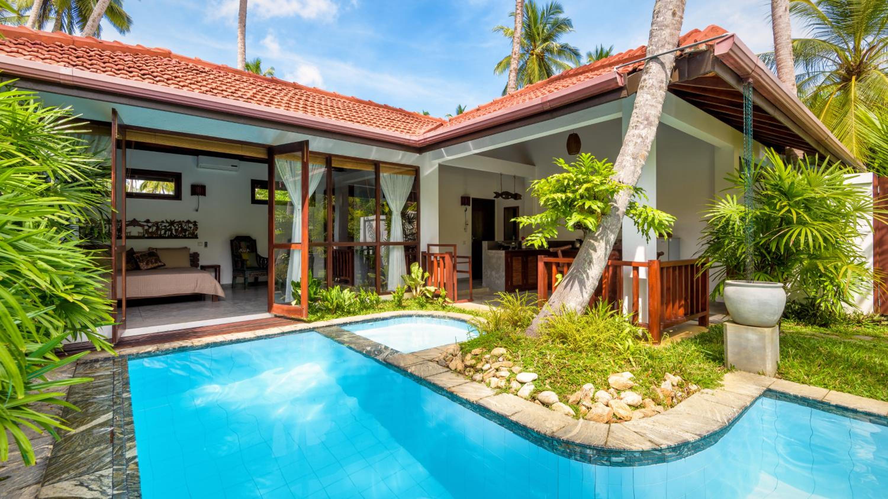 Romantic Villa with Private pool photo 2