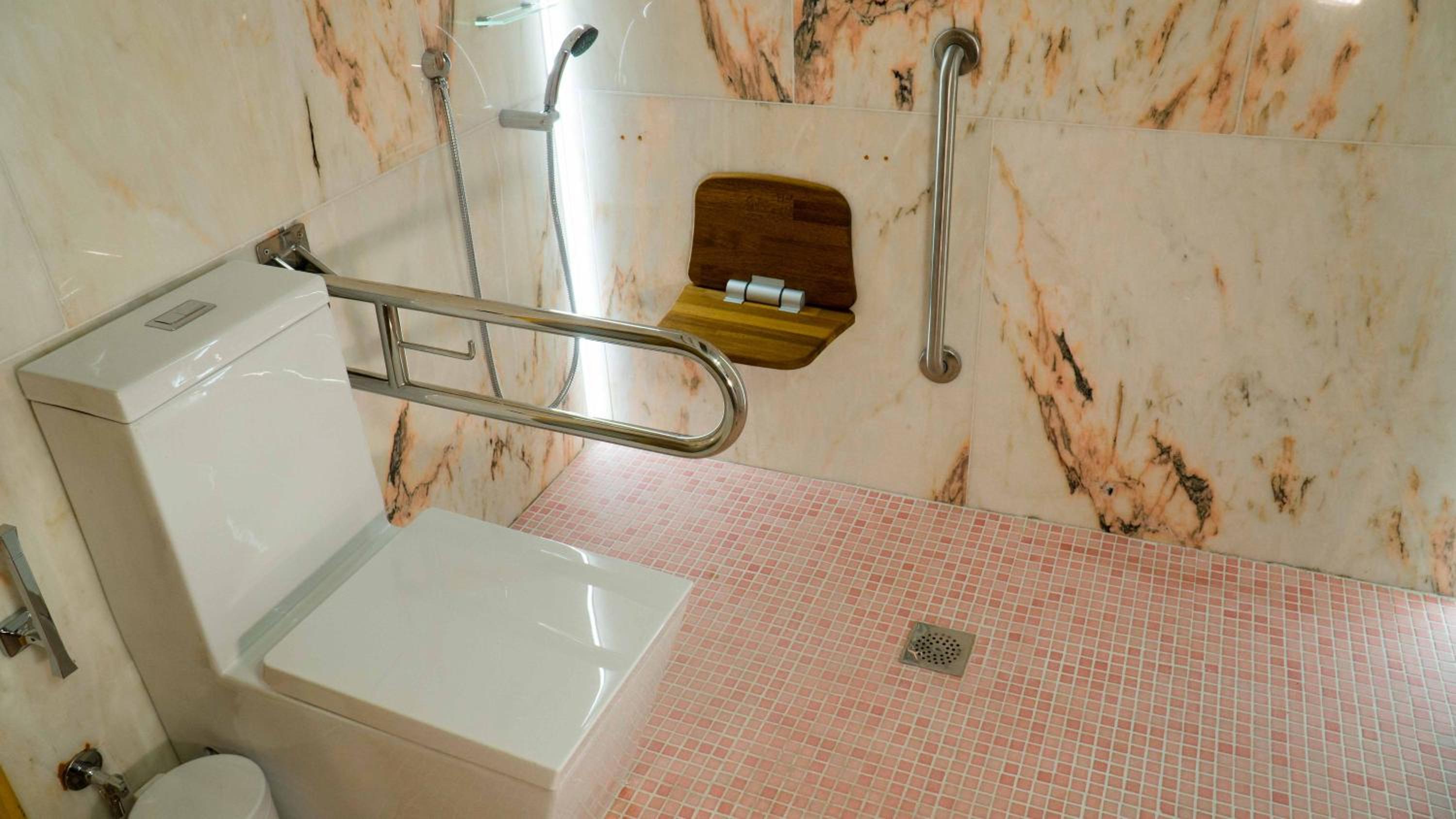 Double or Twin Room - Disability Access photo 2
