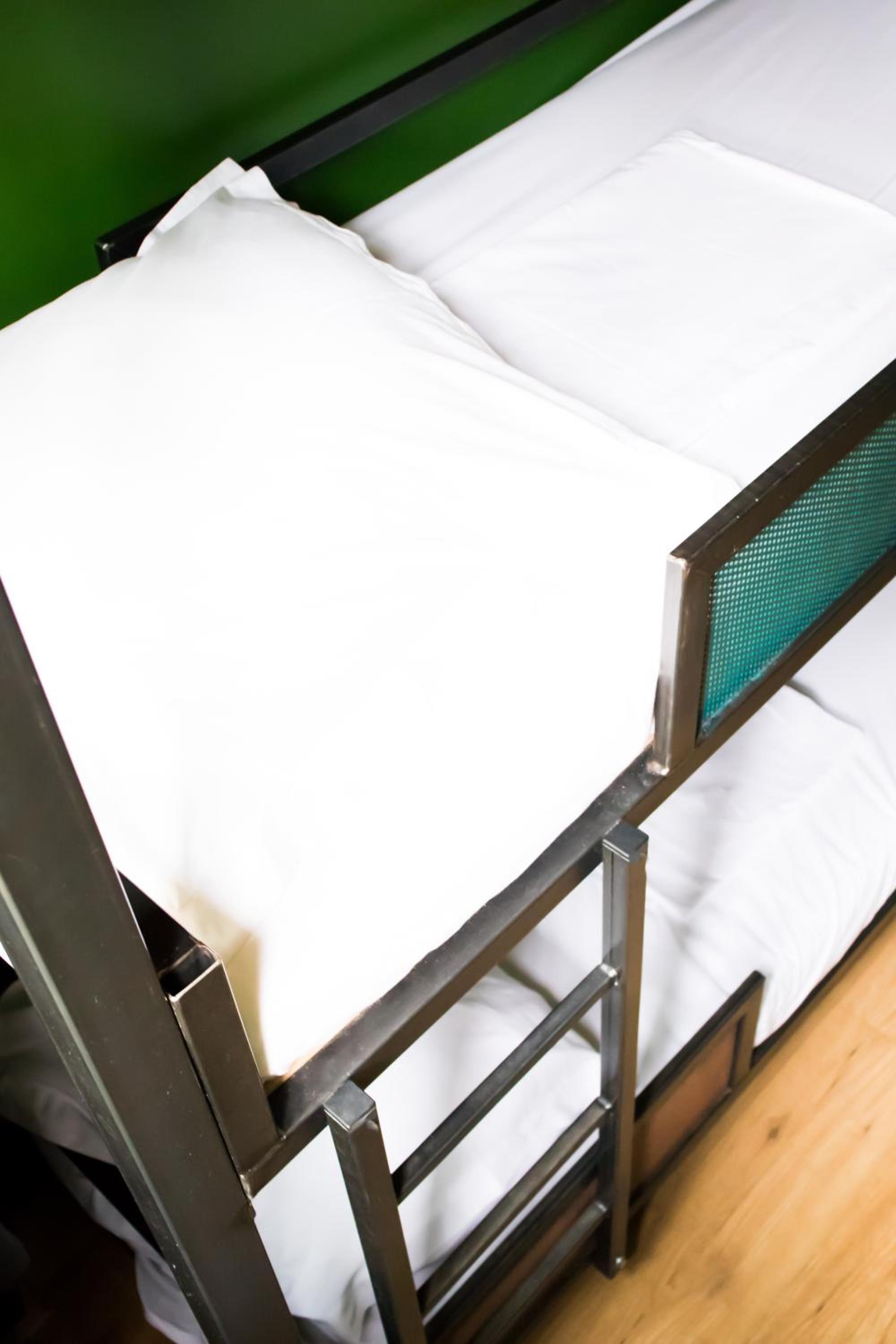 Bed In 4-Bed Mixed Dormitory Room With Shared Bathroom photo 1