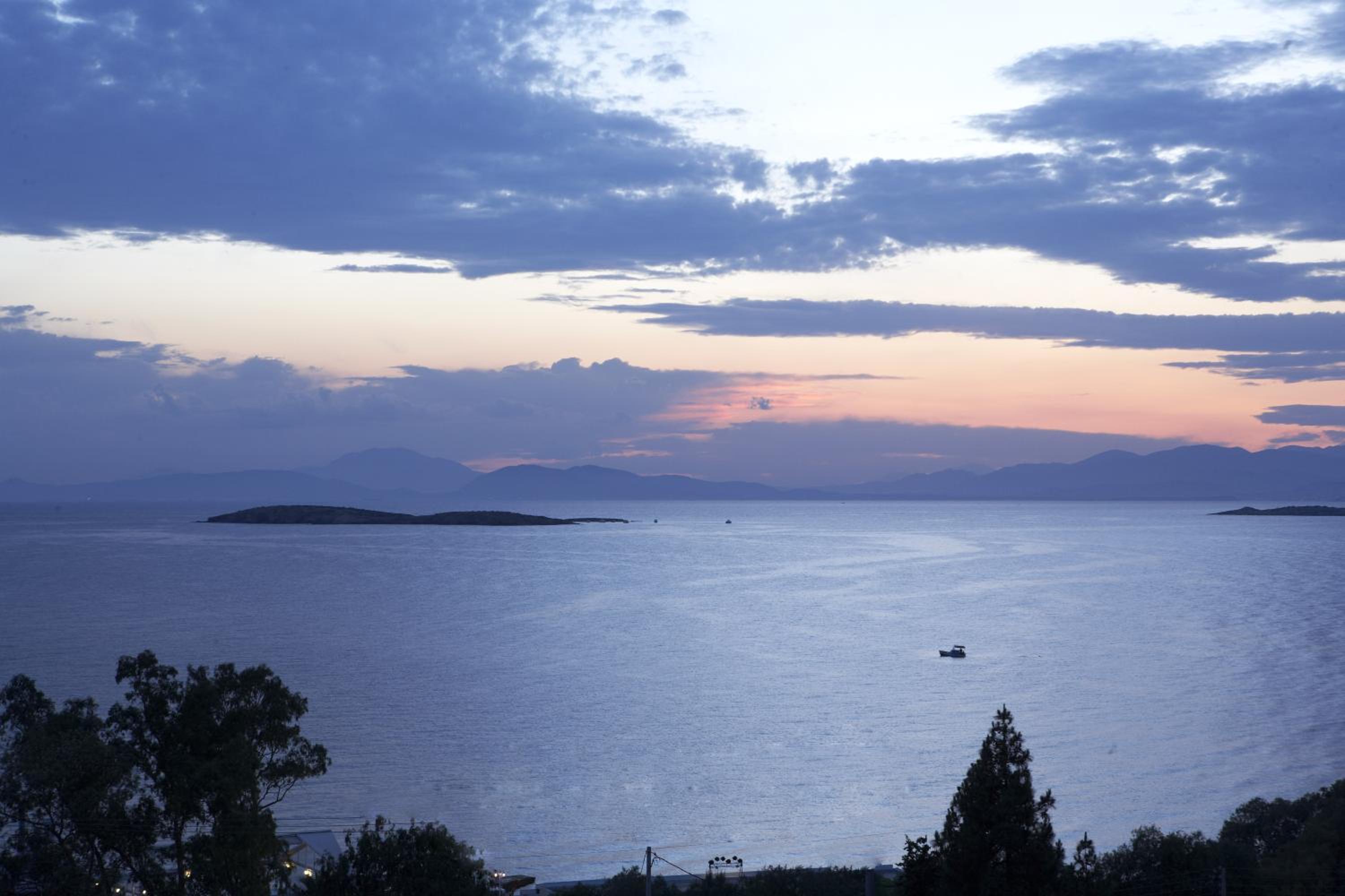 Superior Double or Twin Room with Sea View photo 2