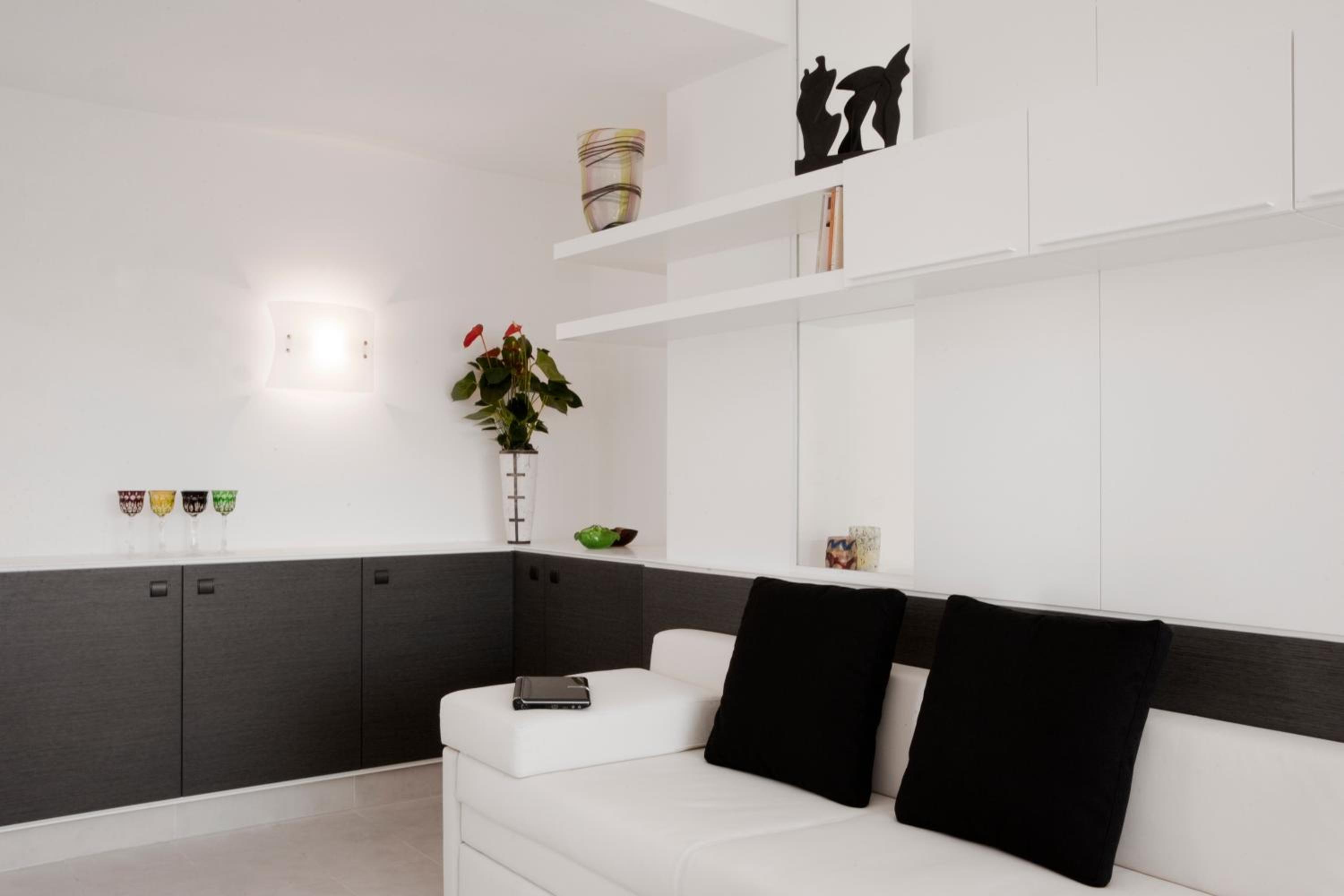 Suite with Balcony photo 1