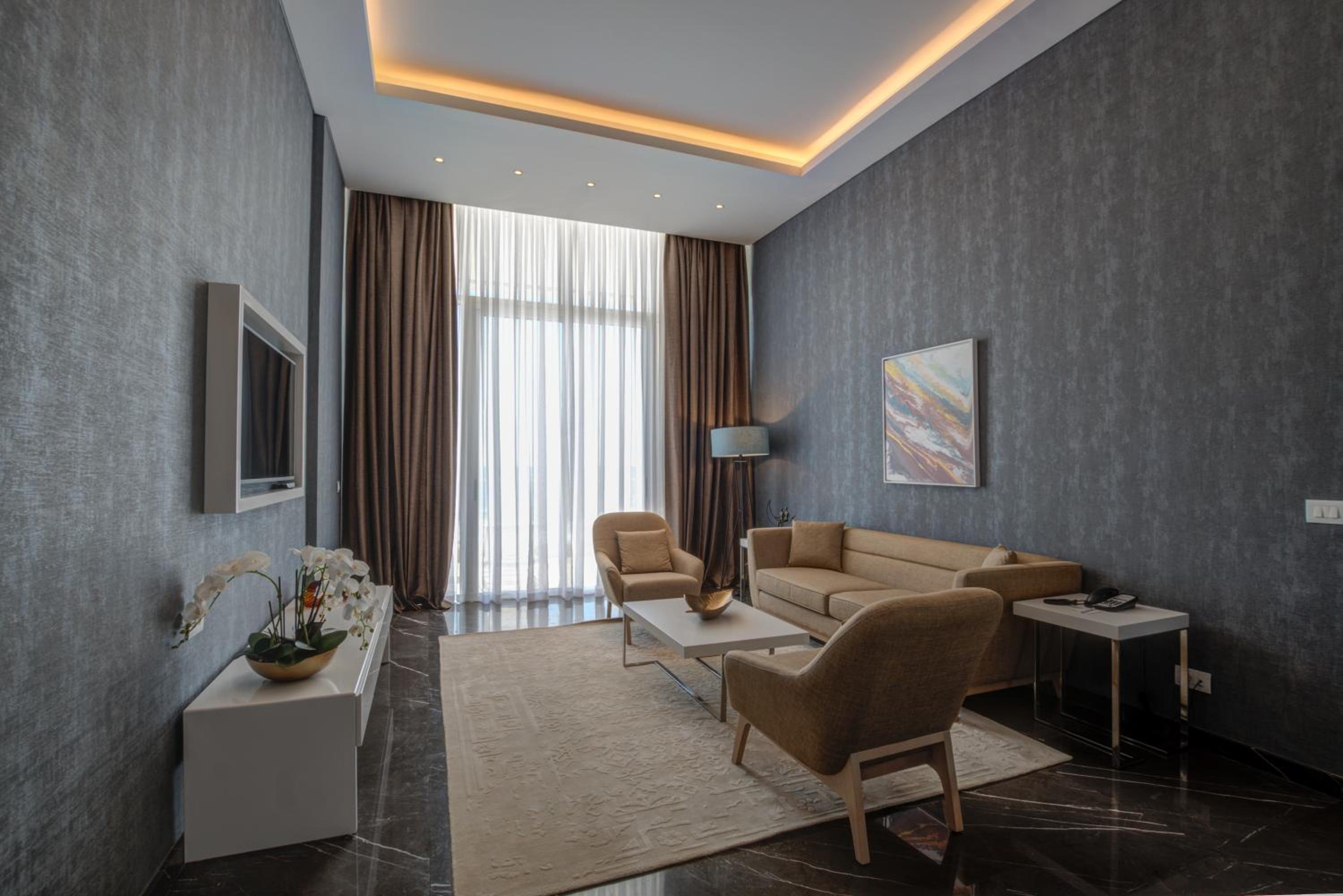 Eden Suite photo 2
