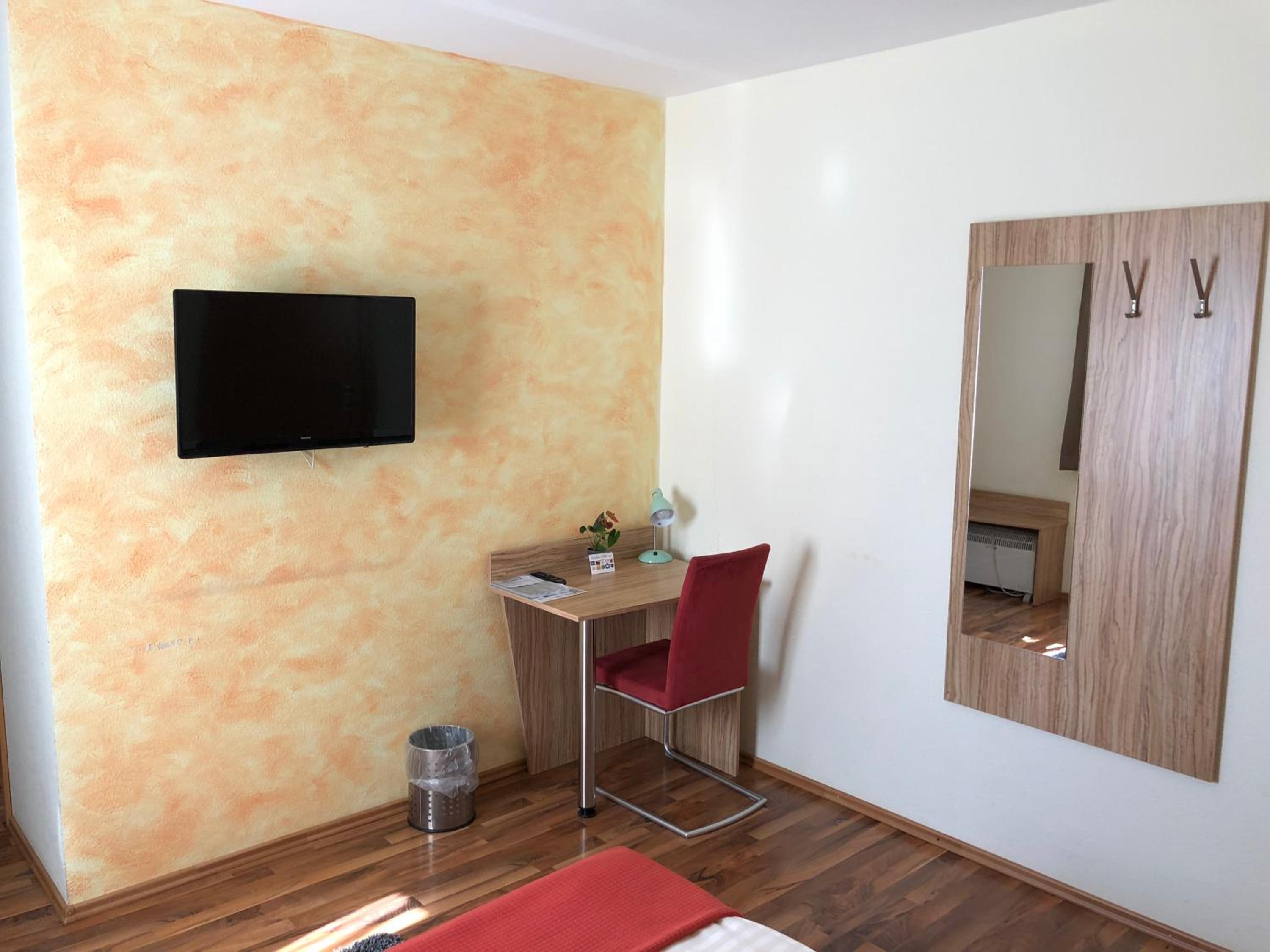 Single Room photo 3