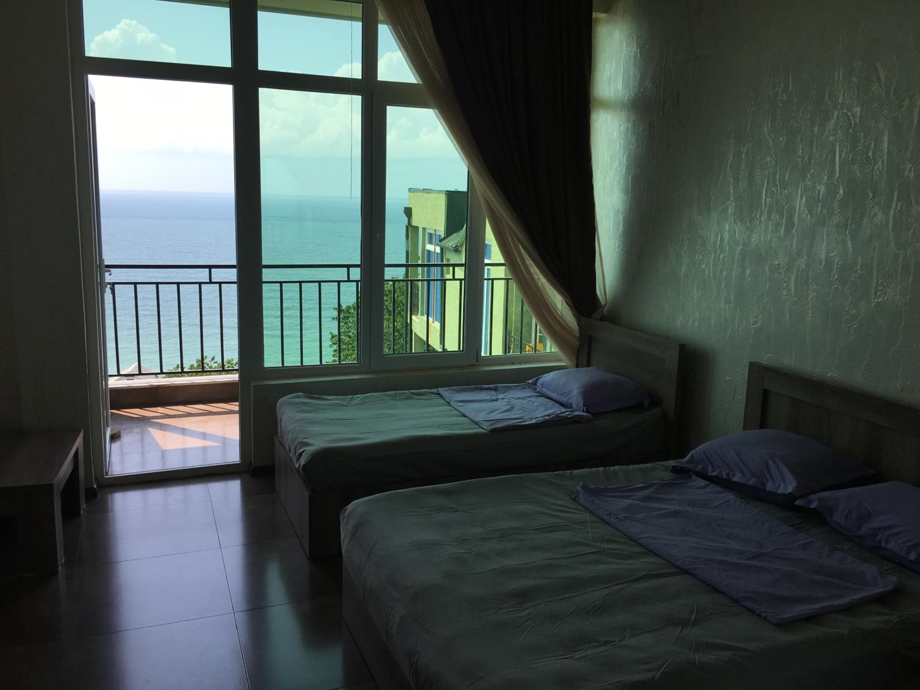 Deluxe Triple Room with Sea View photo 3
