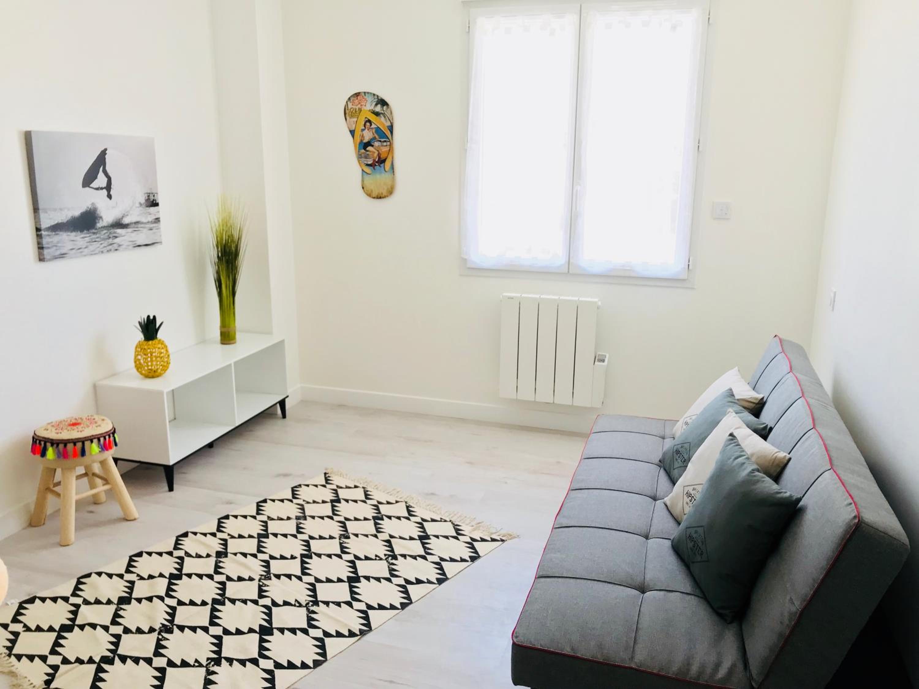 Four-Bedroom House - Photo 37