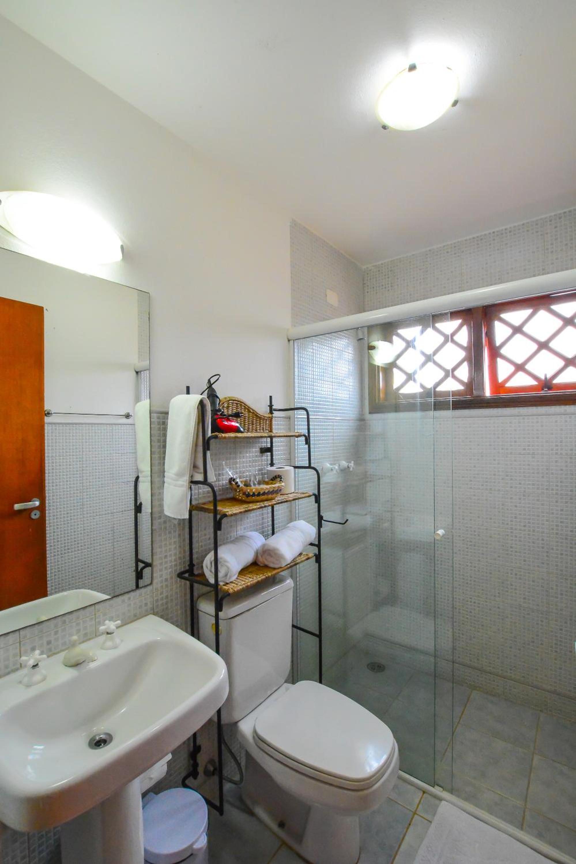 Chalet Master with Spa Bath photo 3