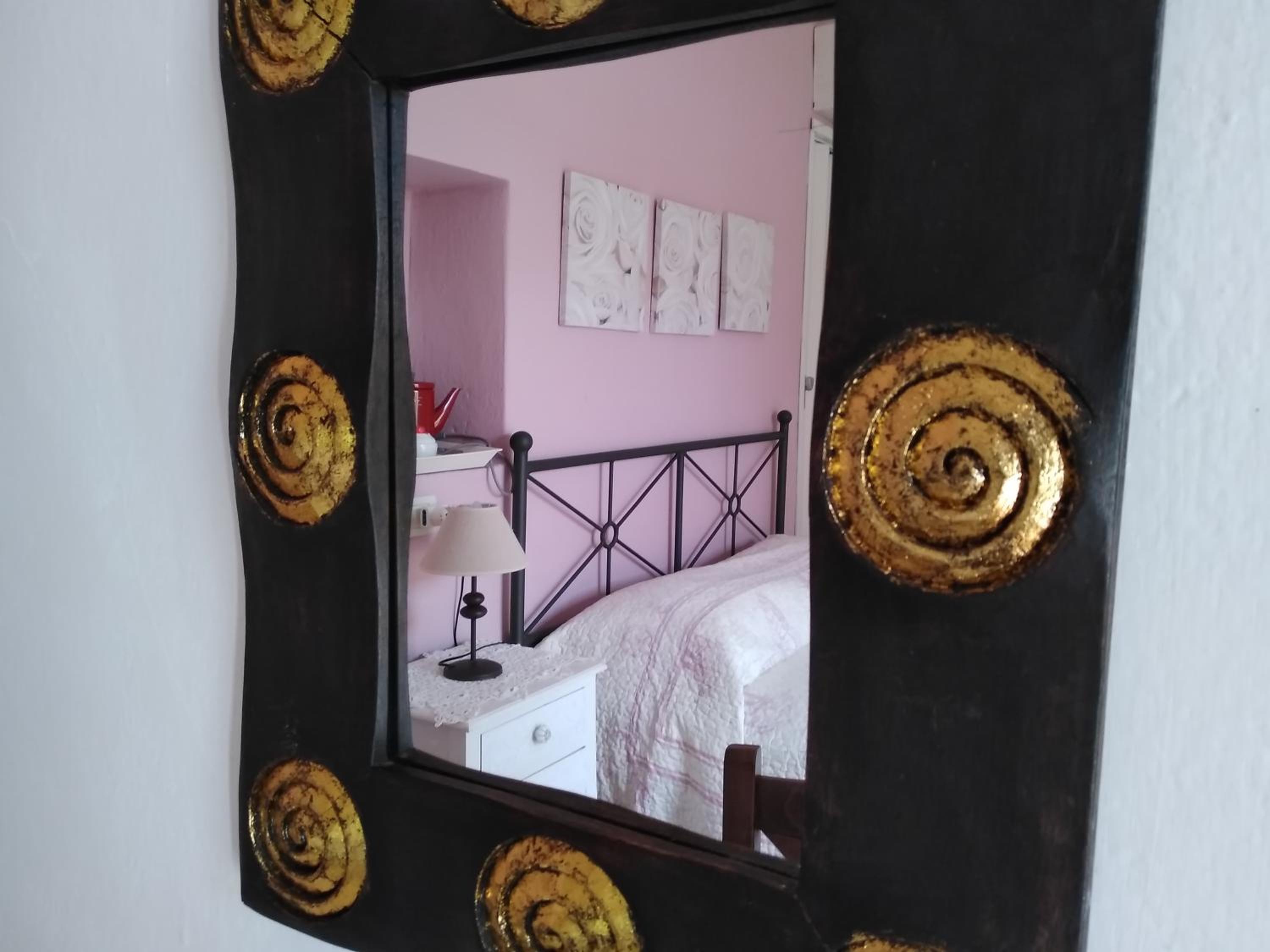 Double Room with Balcony - Photo 18