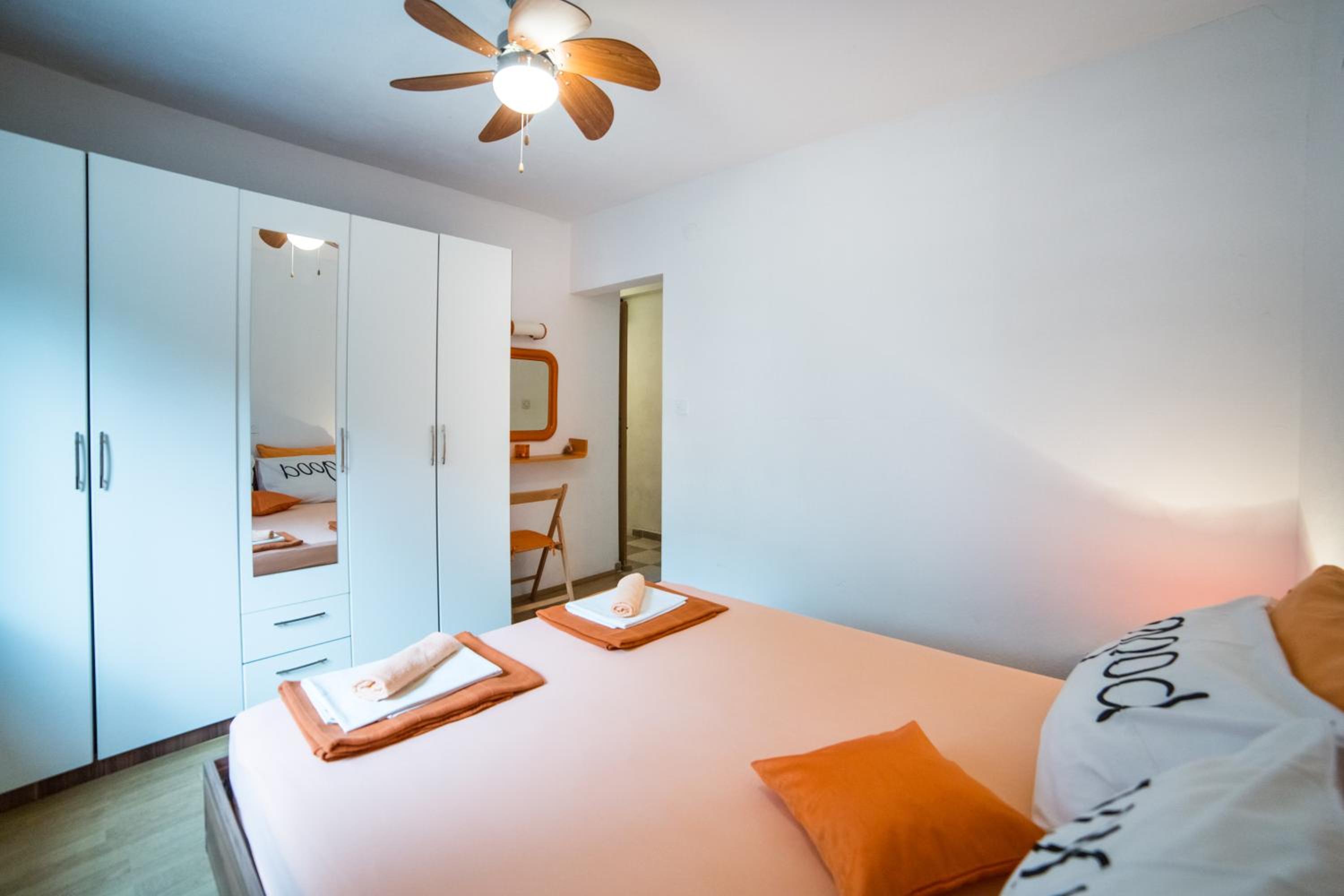 Two-Bedroom Apartment - Photo 15