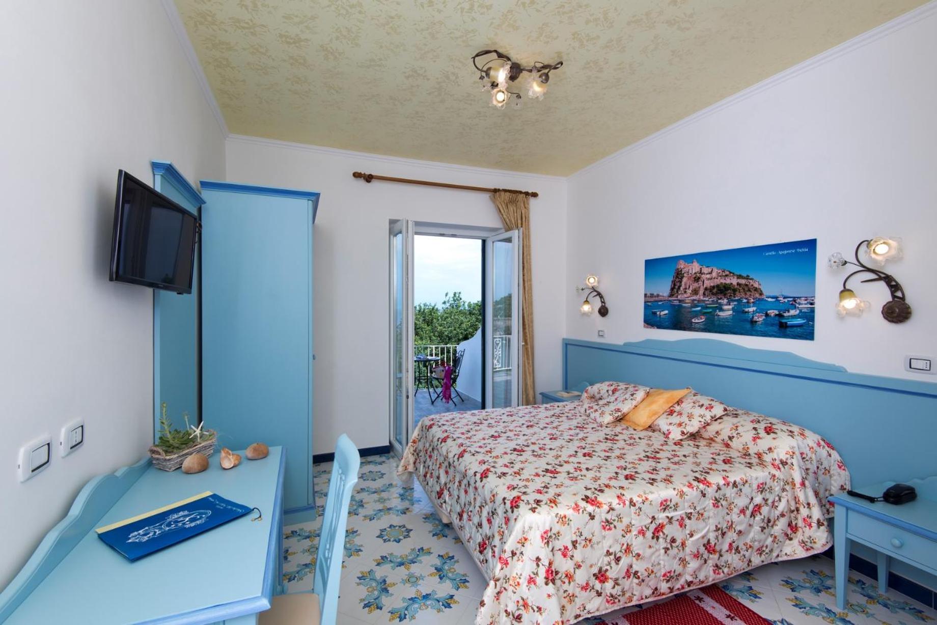 Superior Double Room with Sea View - Photo 1
