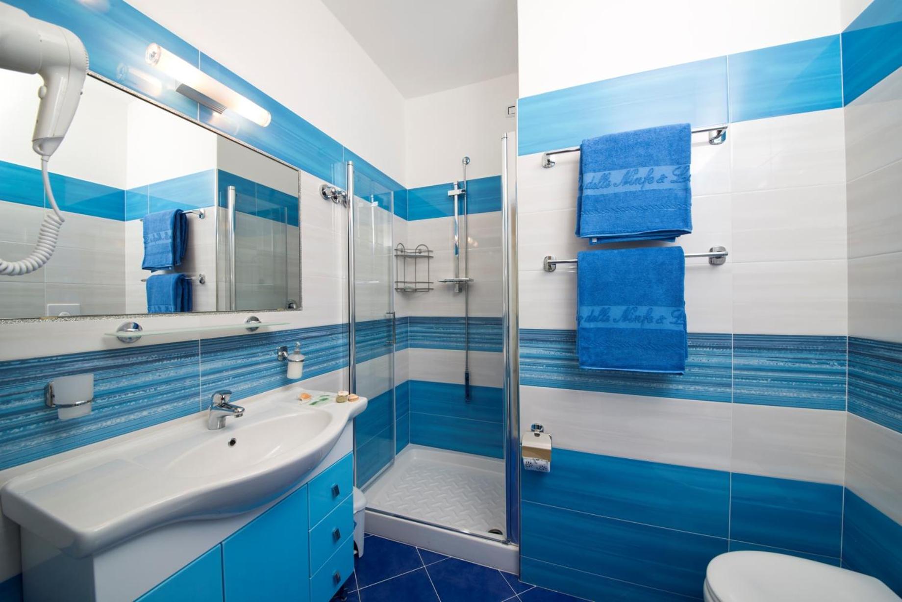 Superior Double Room with Sea View - Photo 24