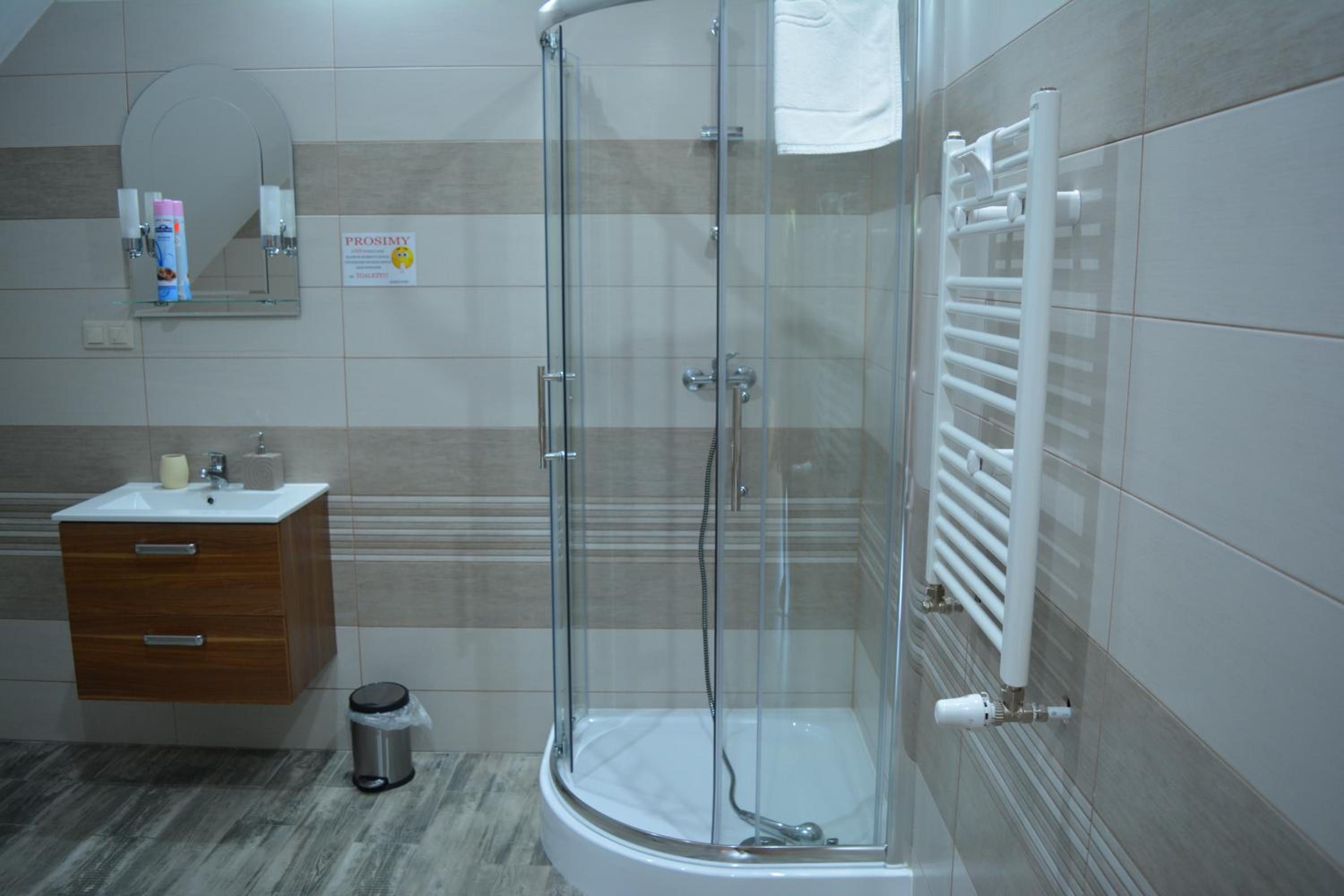 Quadruple Room with Balcony photo 3