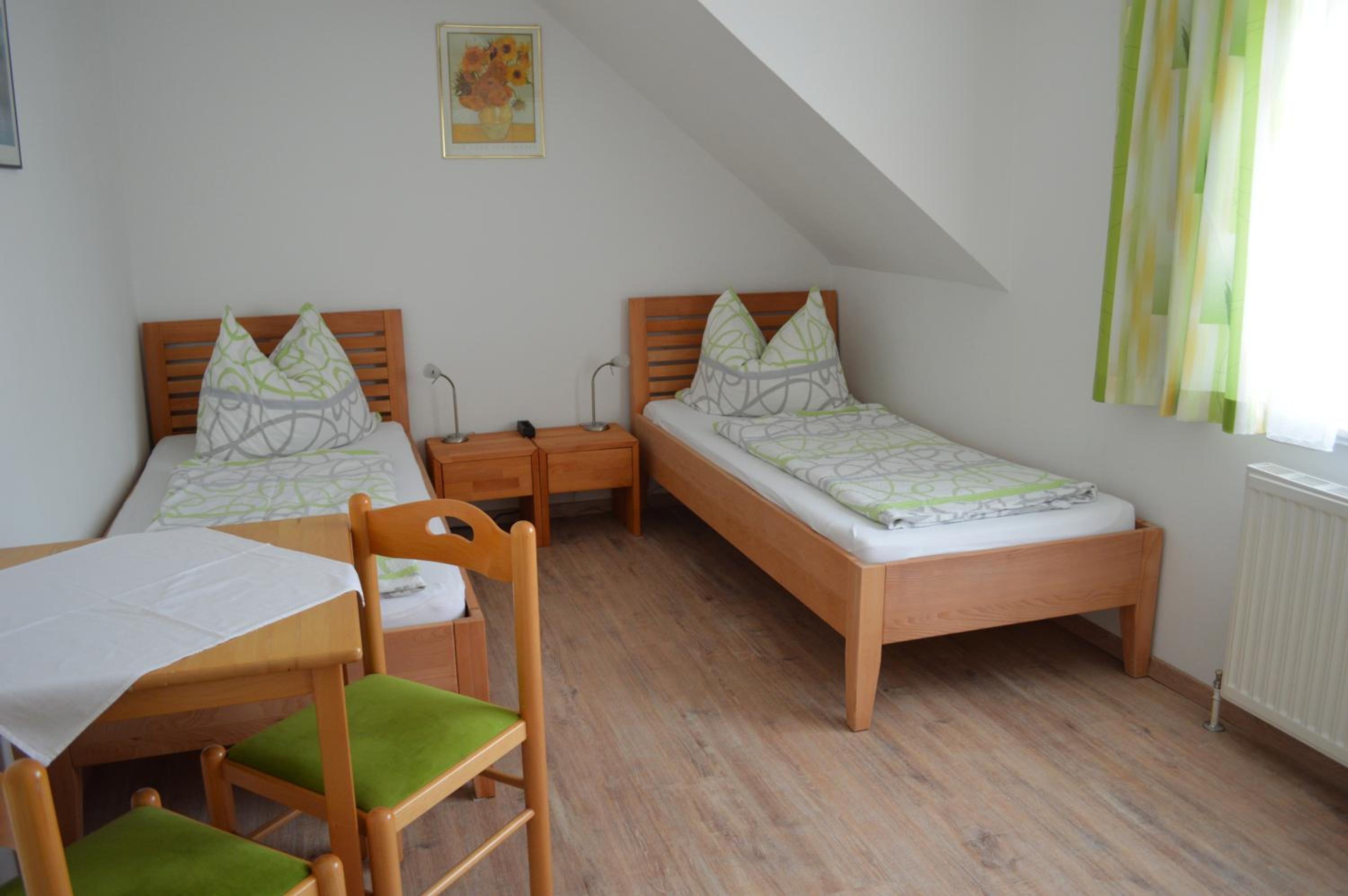 Twin Room with Bathroom photo 3
