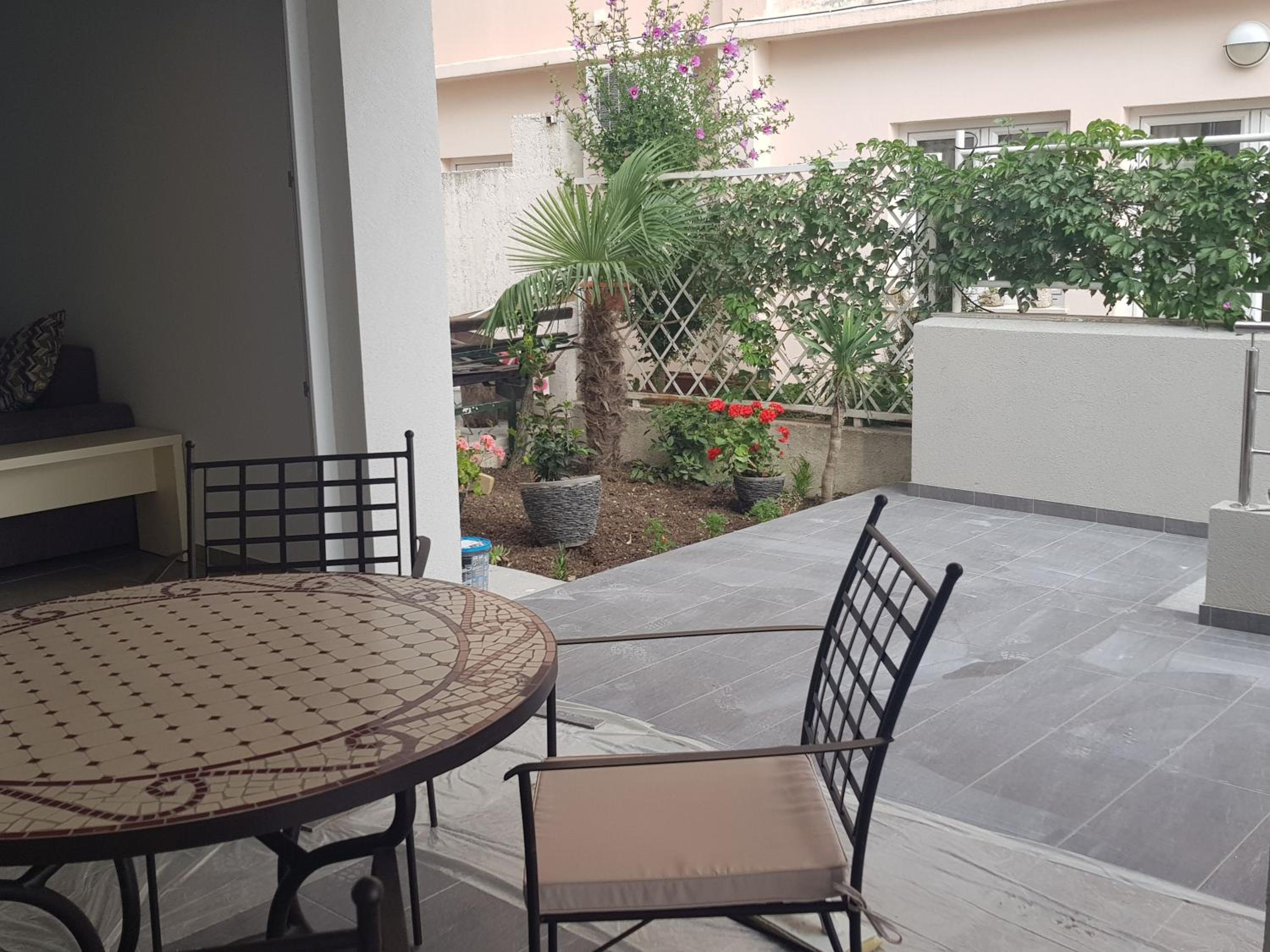 Apartment with Terrace photo 3