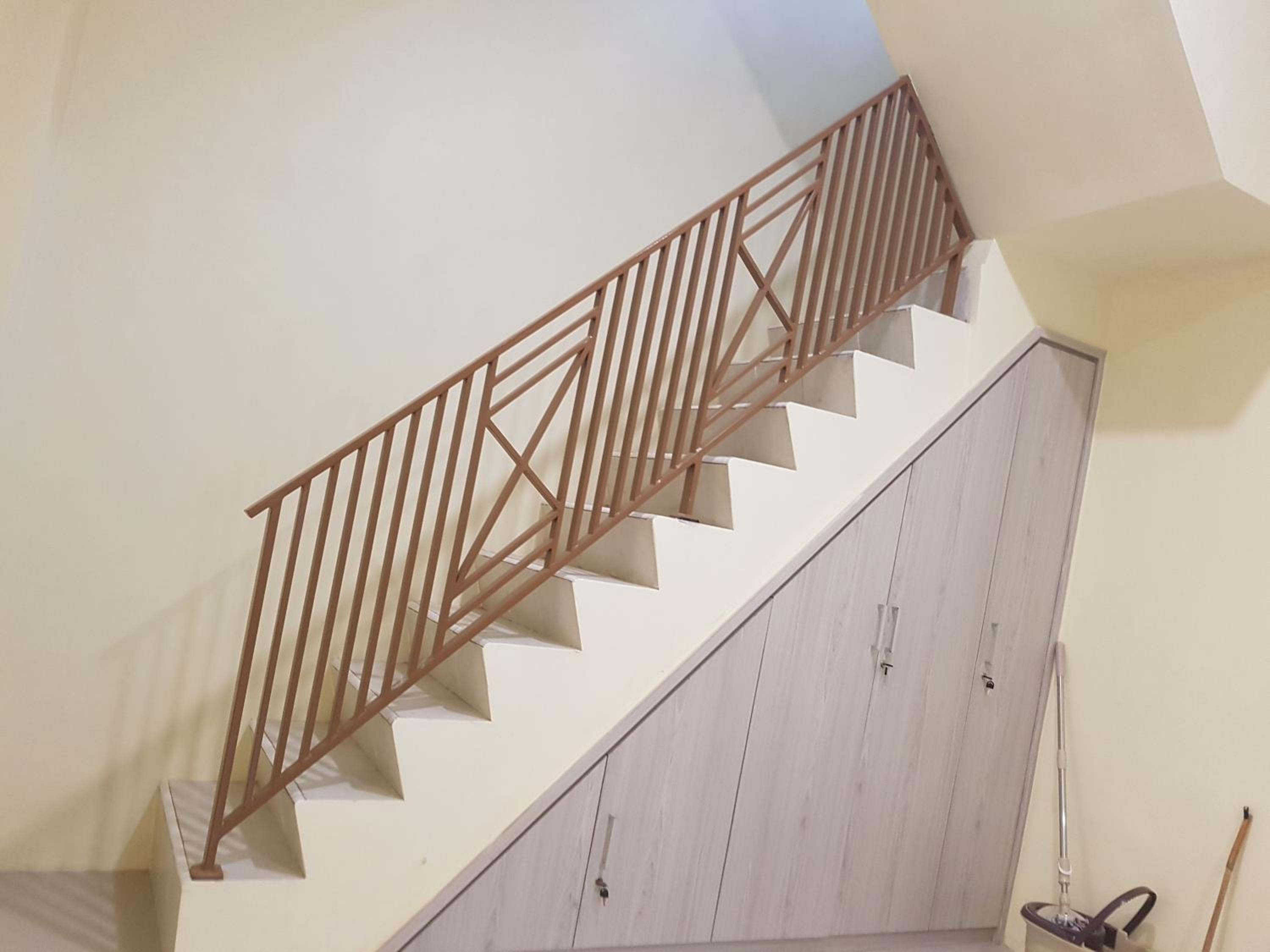 Three-Bedroom Townhouse - Photo 7