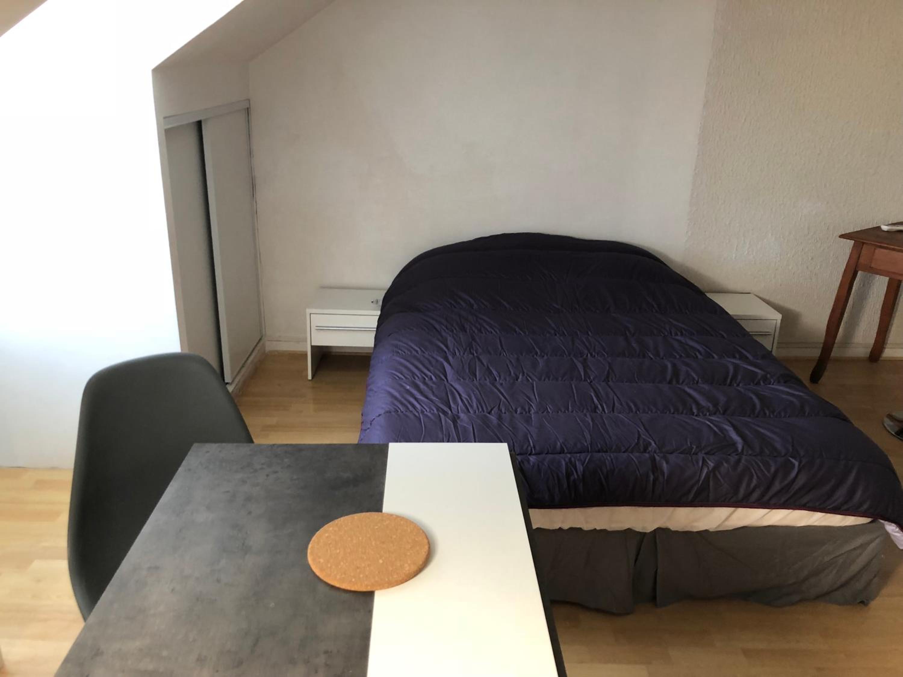 Studio Apartment - Photo 11