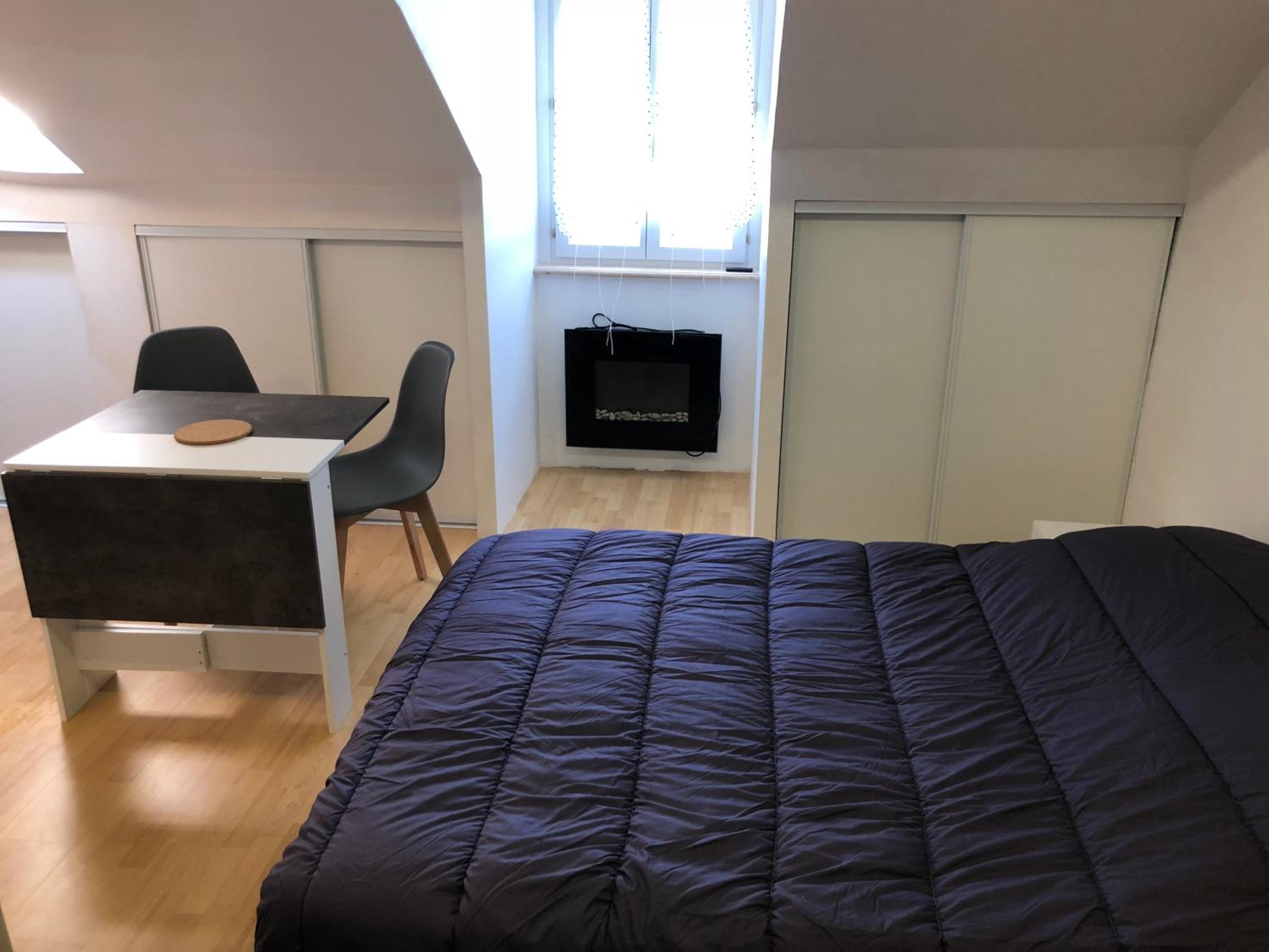 Studio Apartment - Photo 9