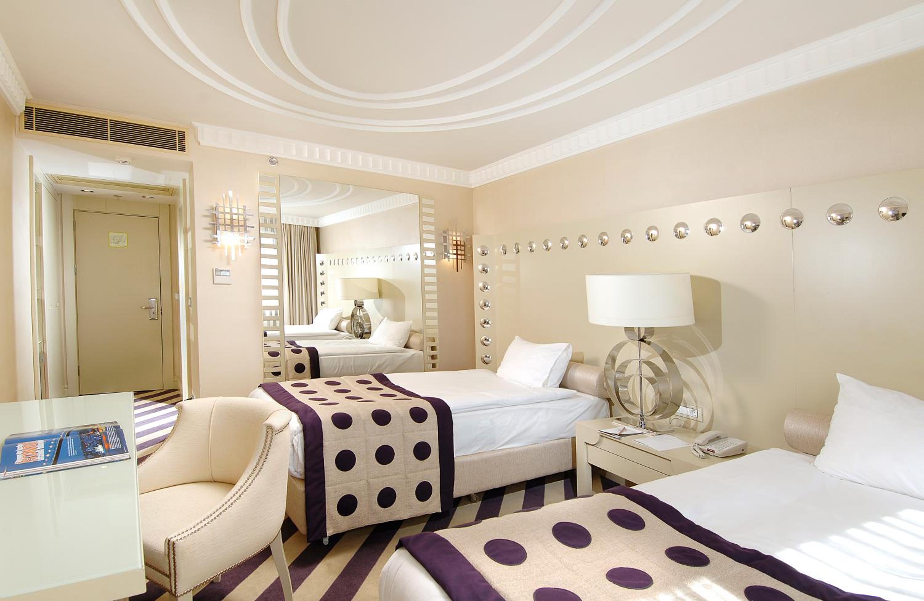 Standard Double or Twin Room photo 2