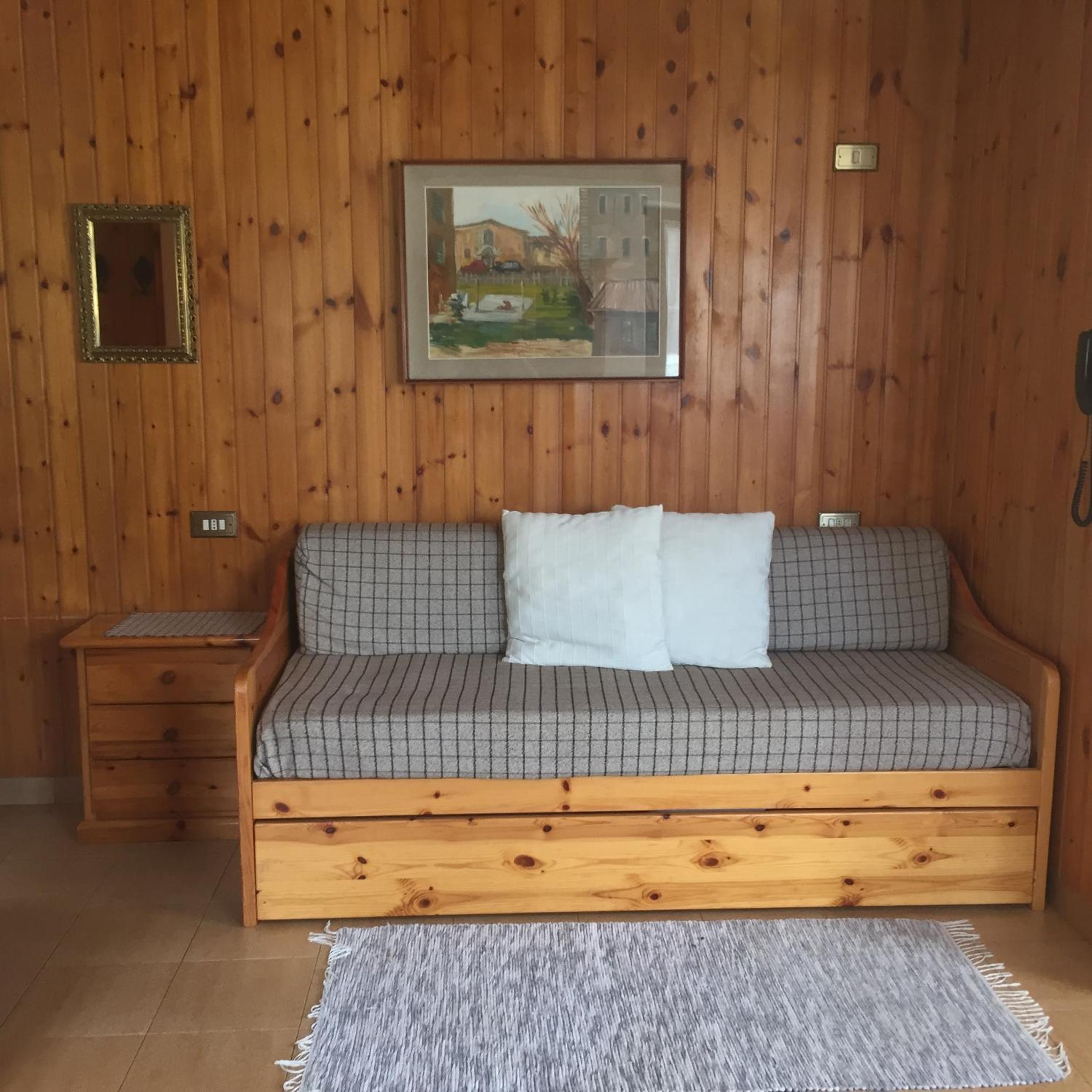 One-Bedroom Apartment (4 Adults) photo 2