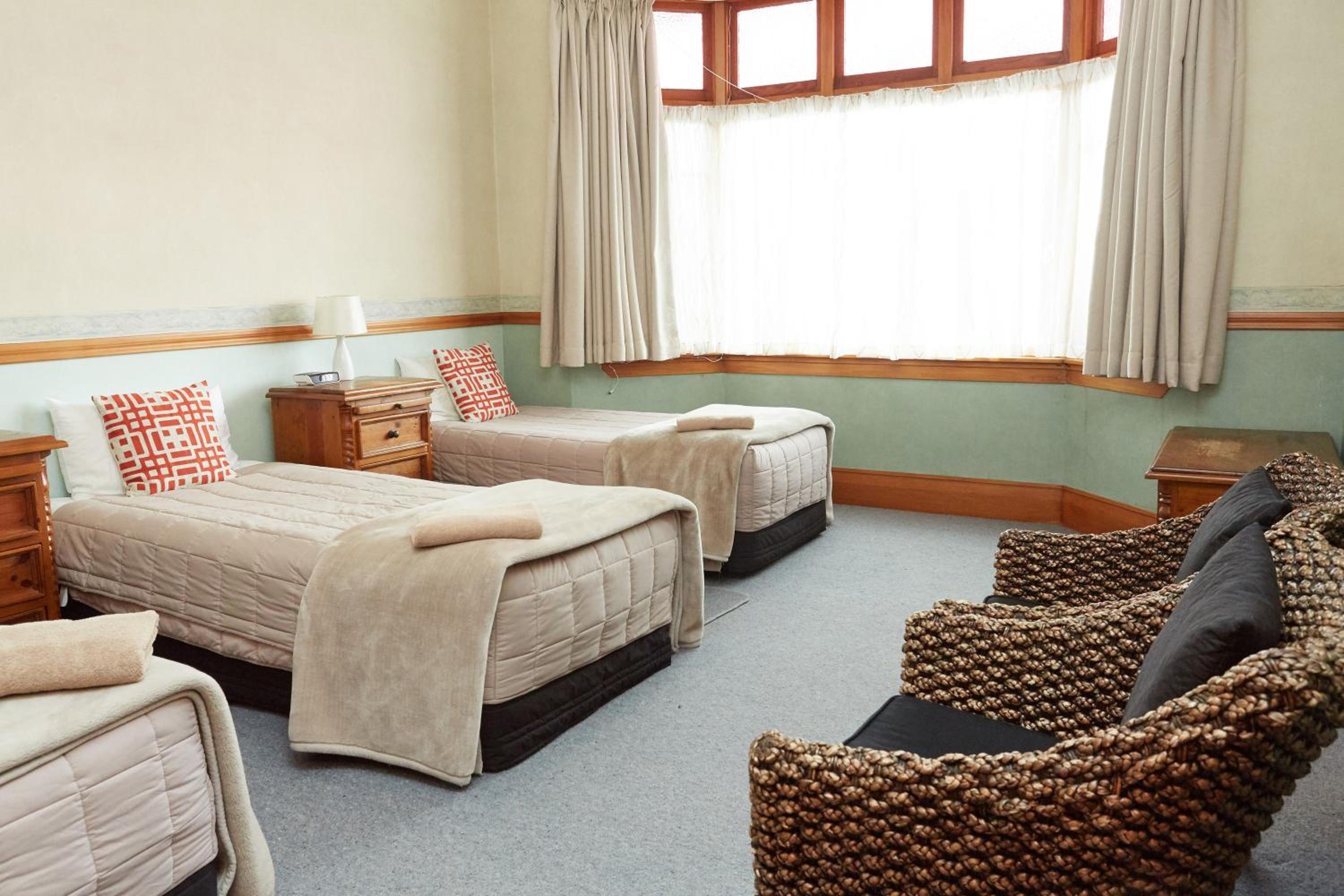 Three-Bedroom Vacation Home  photo 3