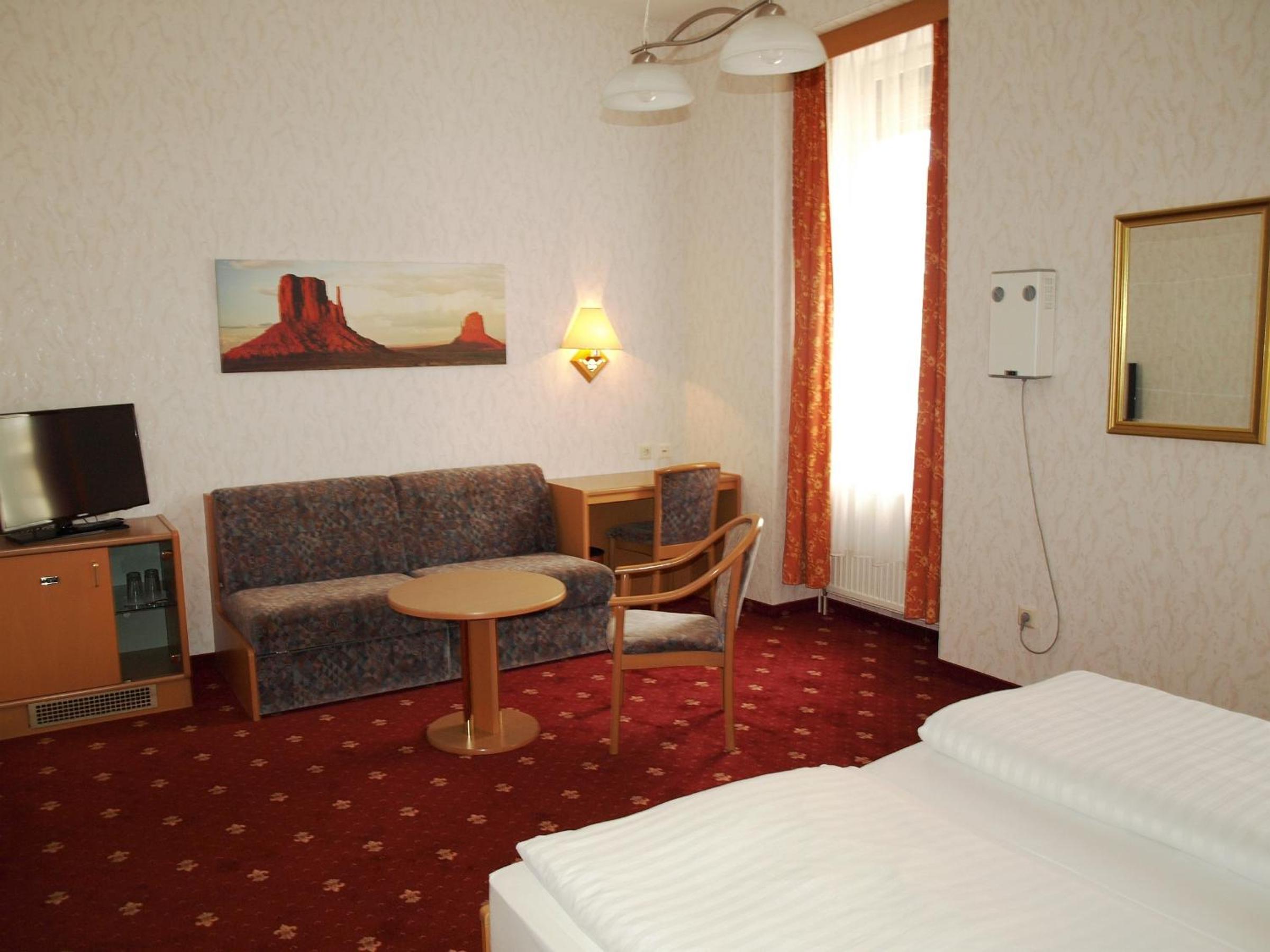 Triple Room