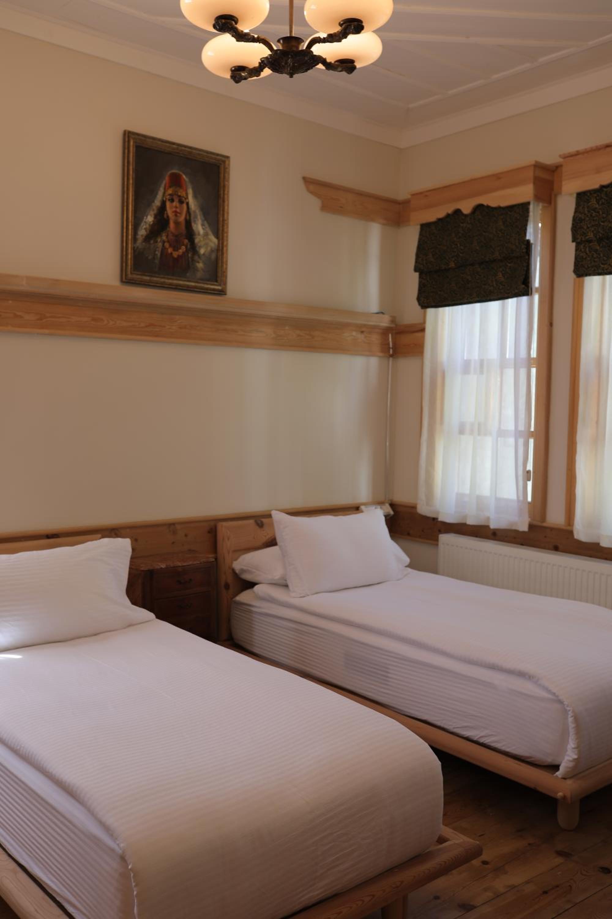 Double or Twin Room - Photo 11