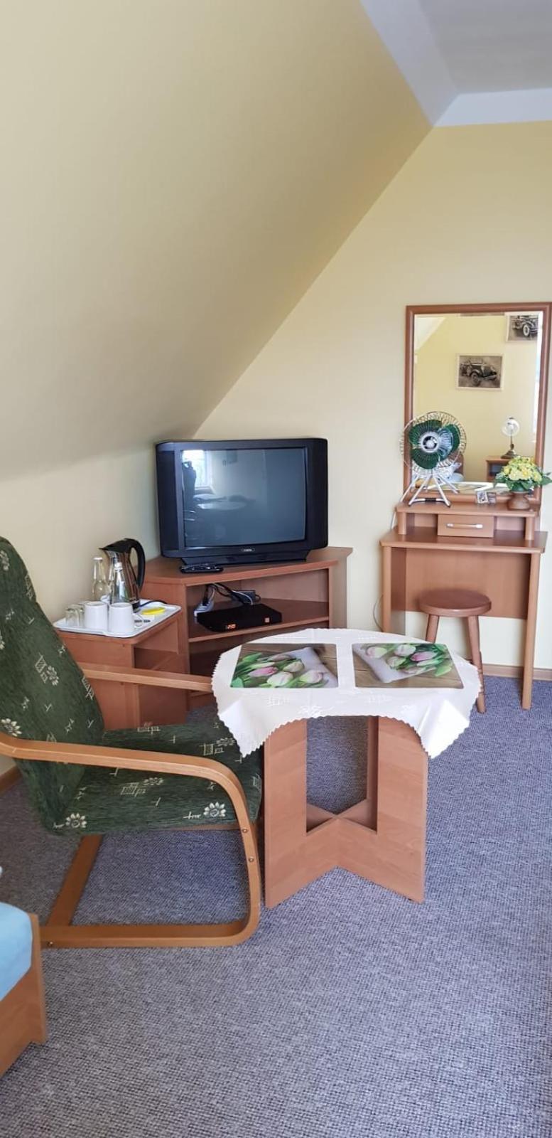 Budget Double Room photo 1