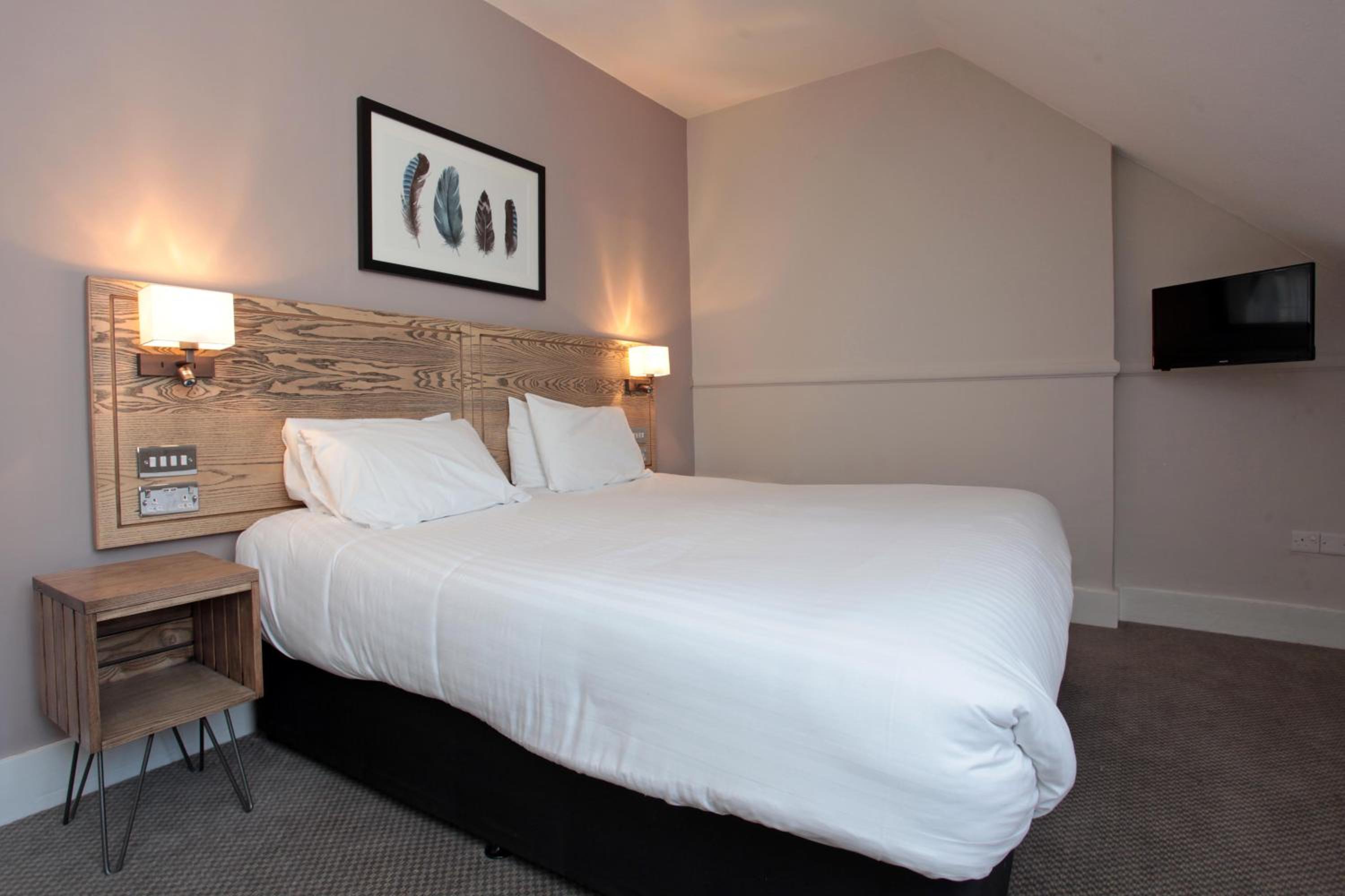 Standard Double Room - Photo 4