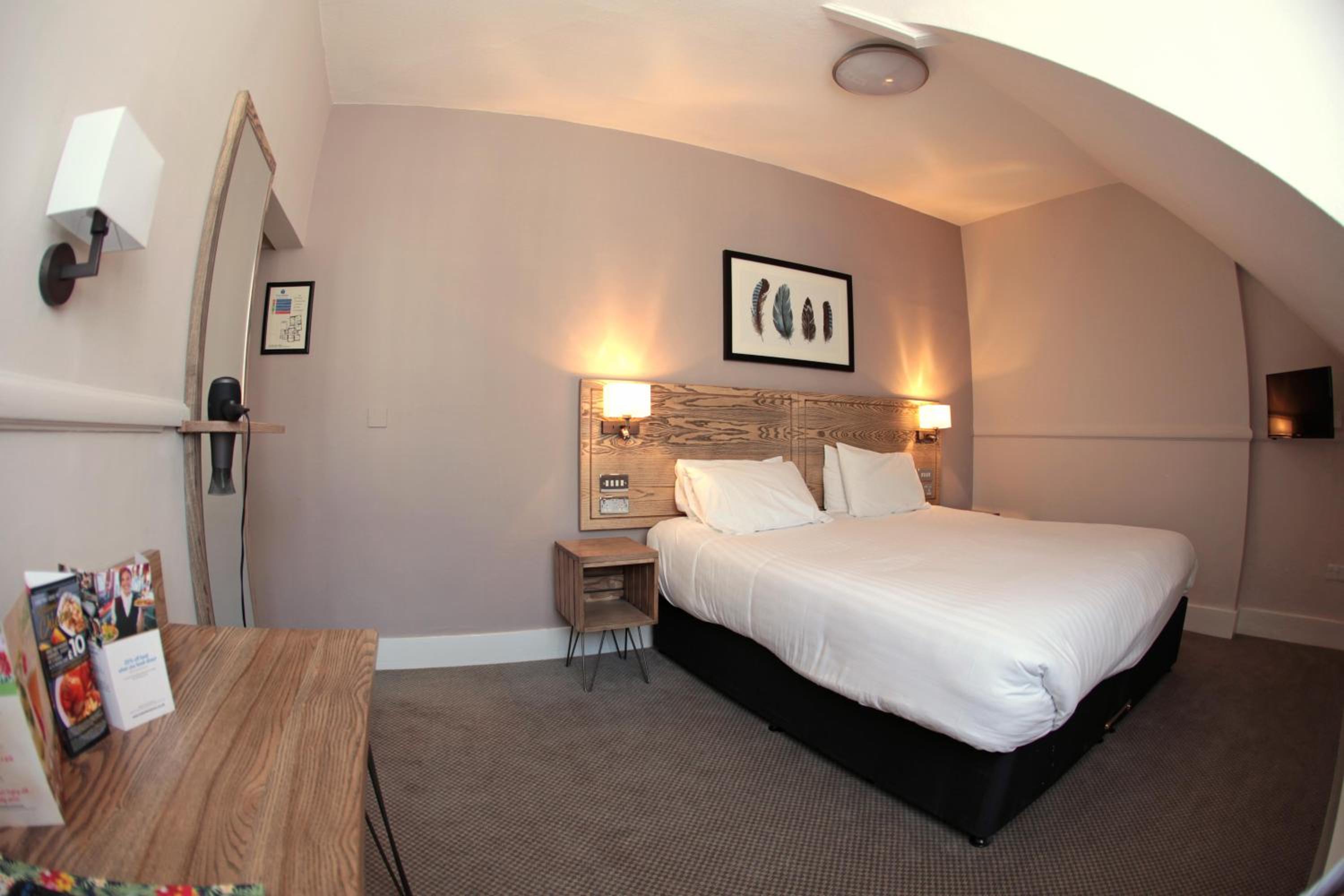 Standard Double Room - Photo 3