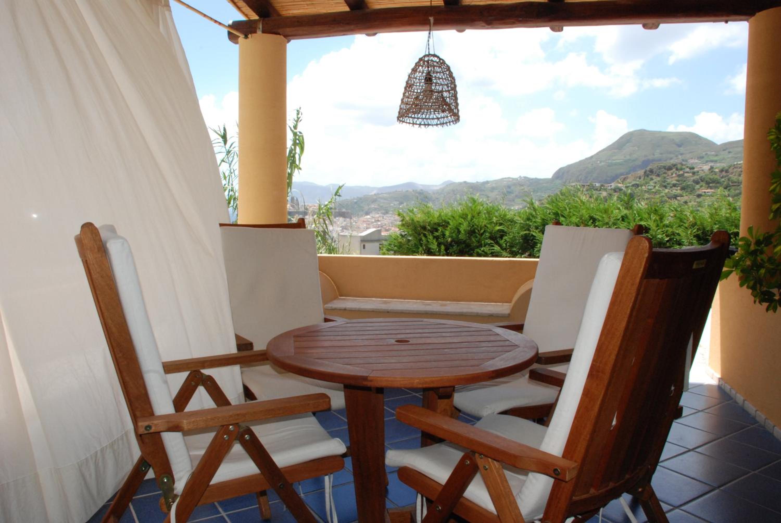 Classic Double Room with Garden View photo 2