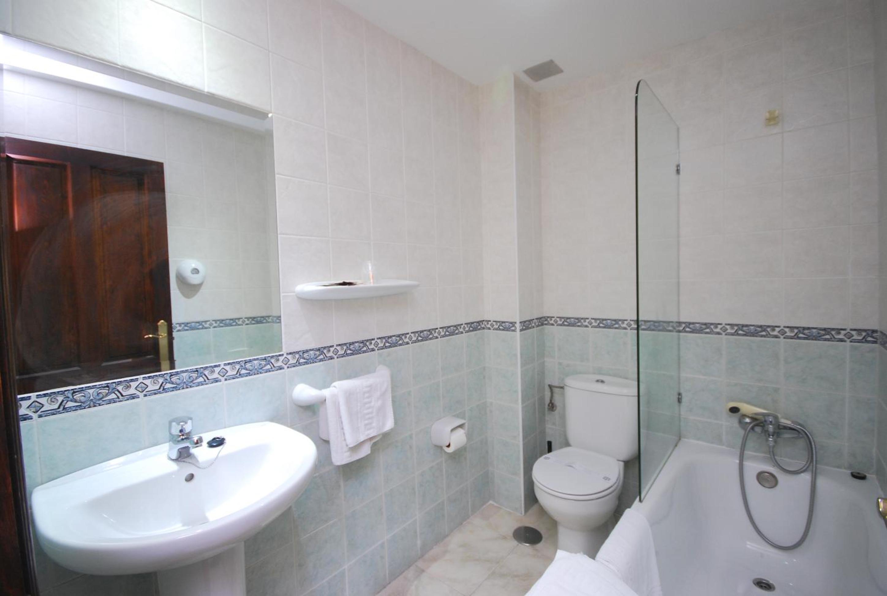 Single Room photo 2