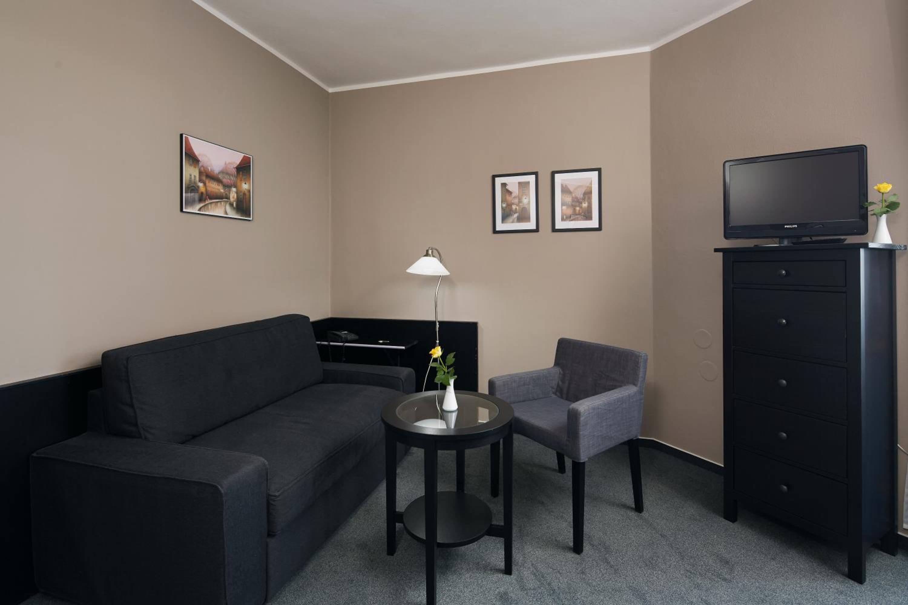 Double Room with Extra Bed - Photo 3