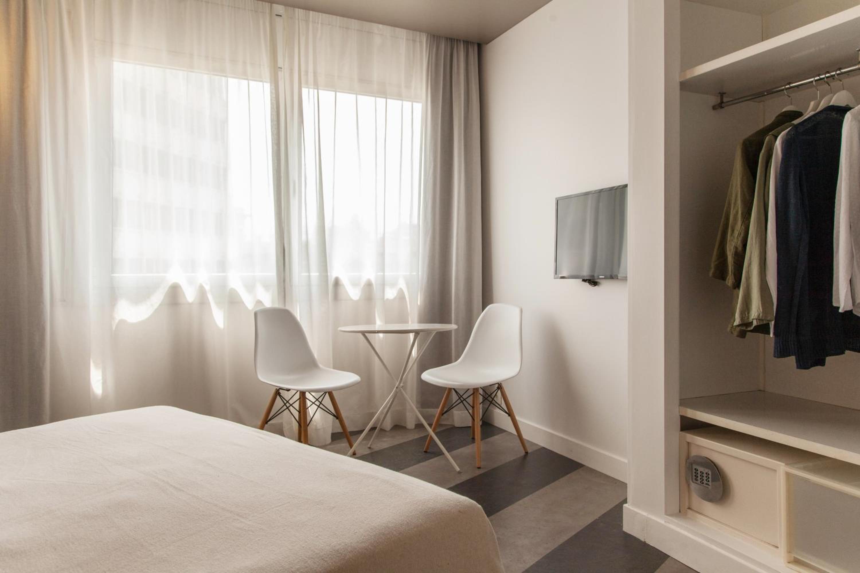 Standard Double or Twin Room photo 3
