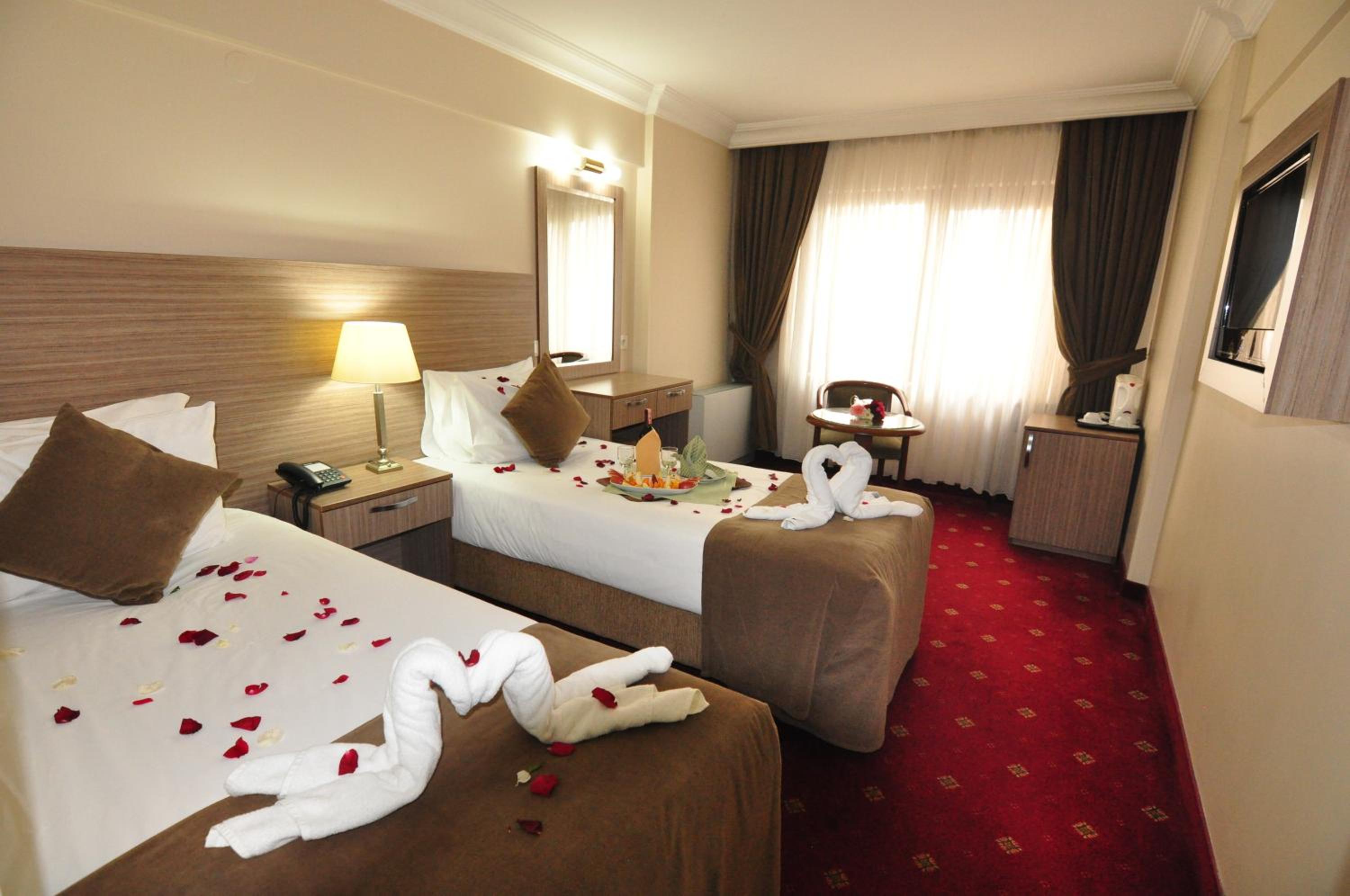 Economy Double Room photo 3