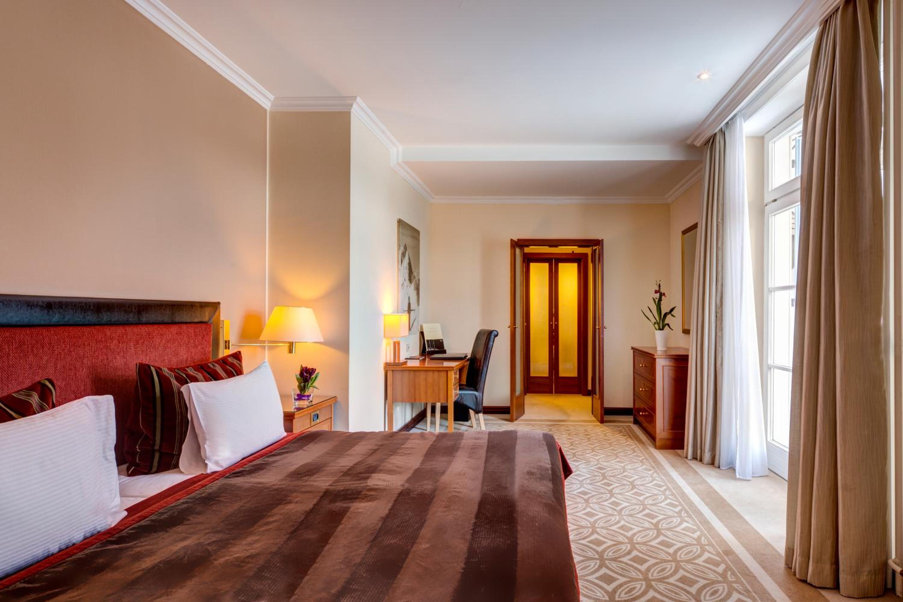 Signature Junior Suite