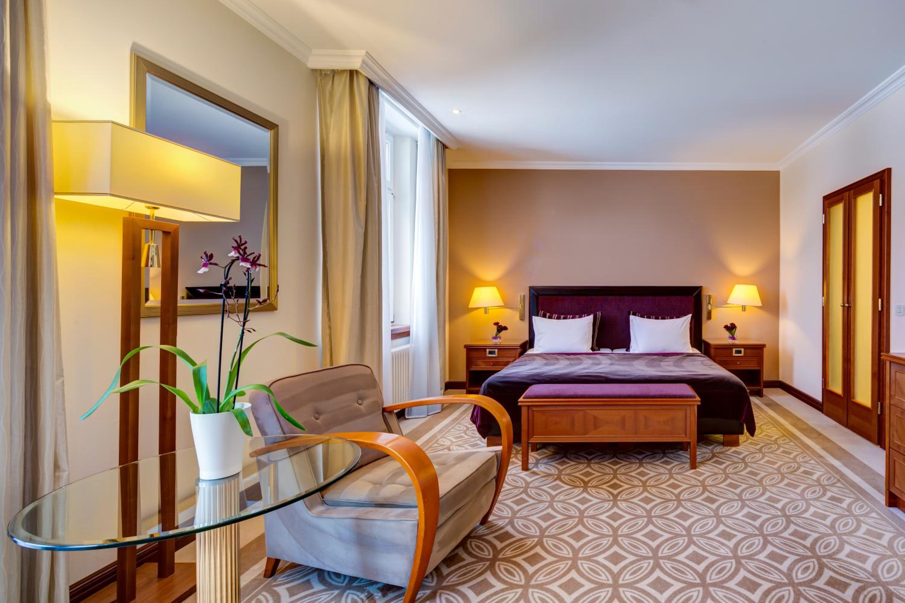 Grand Deluxe Double Room